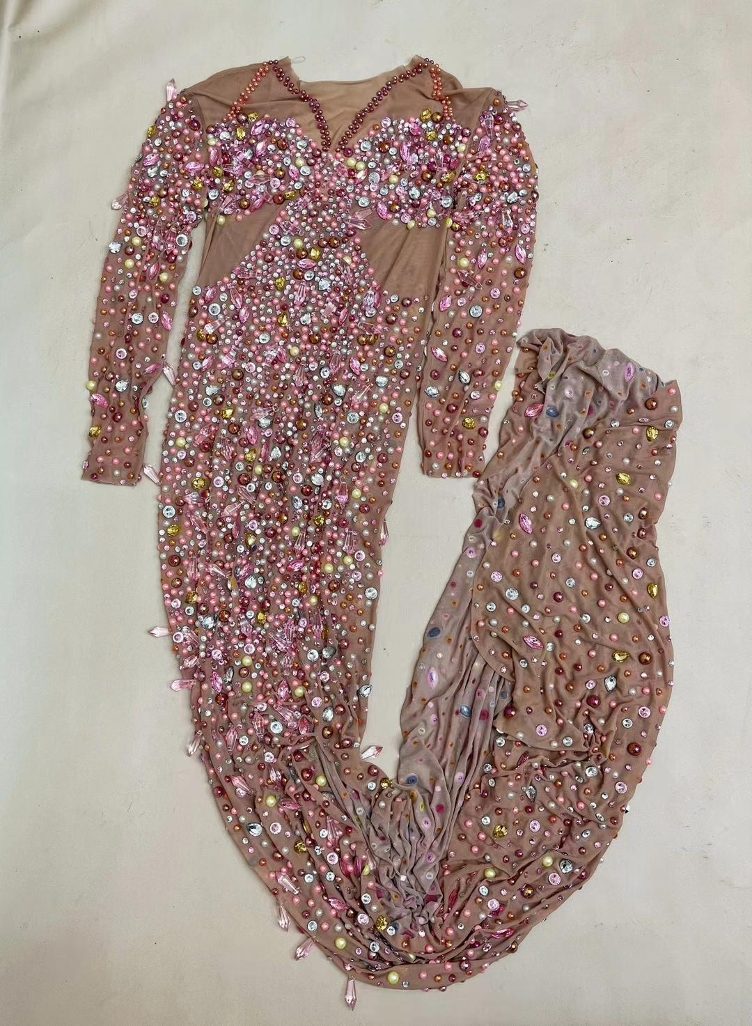 CELESINYI Liuguang Crystal Pearl Gown