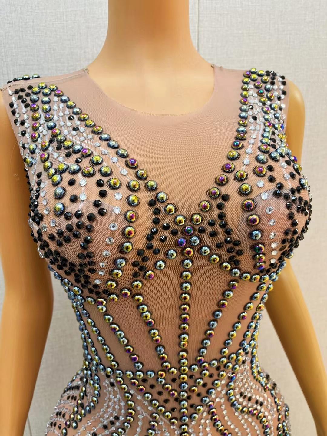 CELESINYI Pushan Crystal Fan Gown