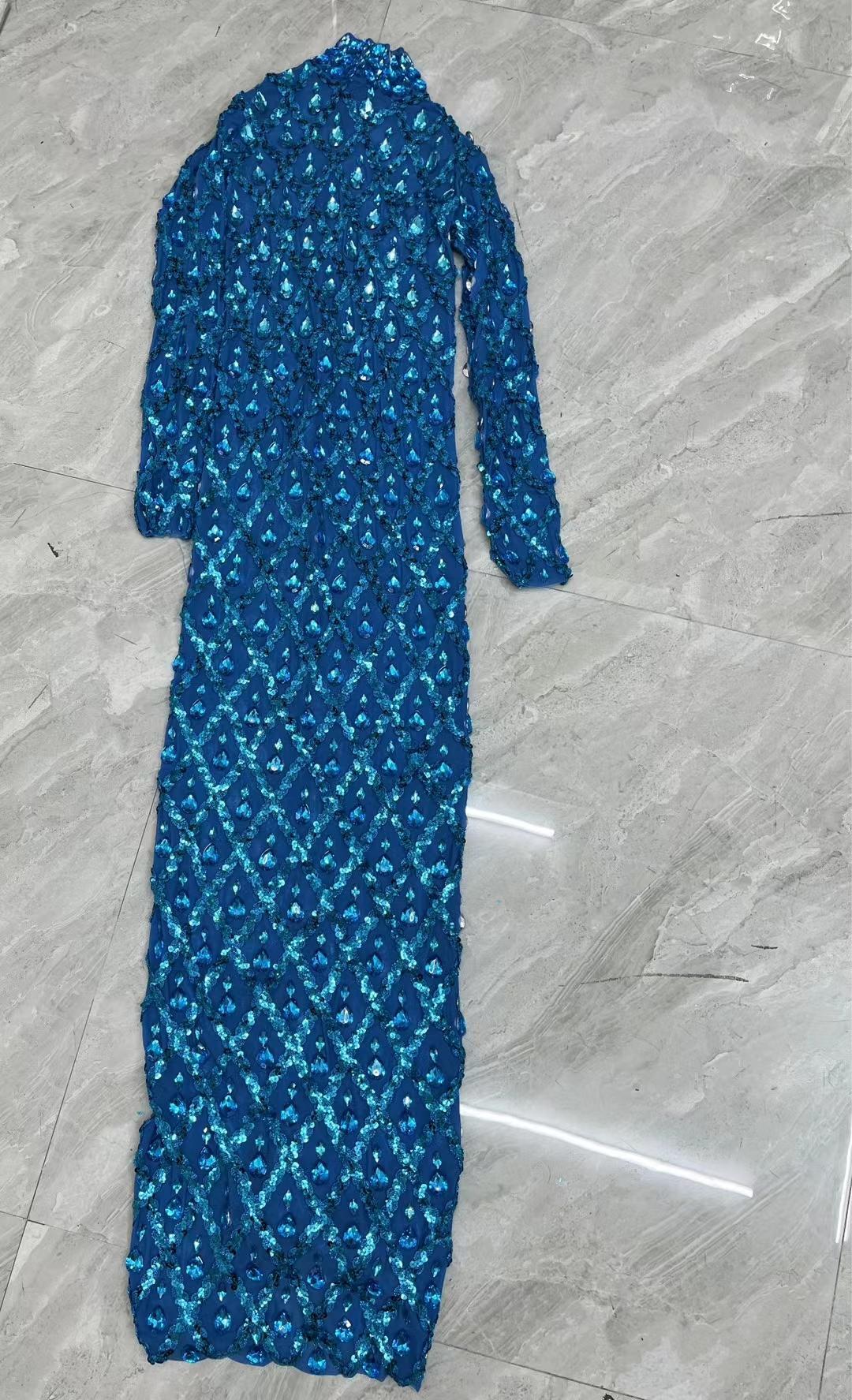 CELESINYI Shaokaojia Crystal Royal Blue Long Sleeve Gown