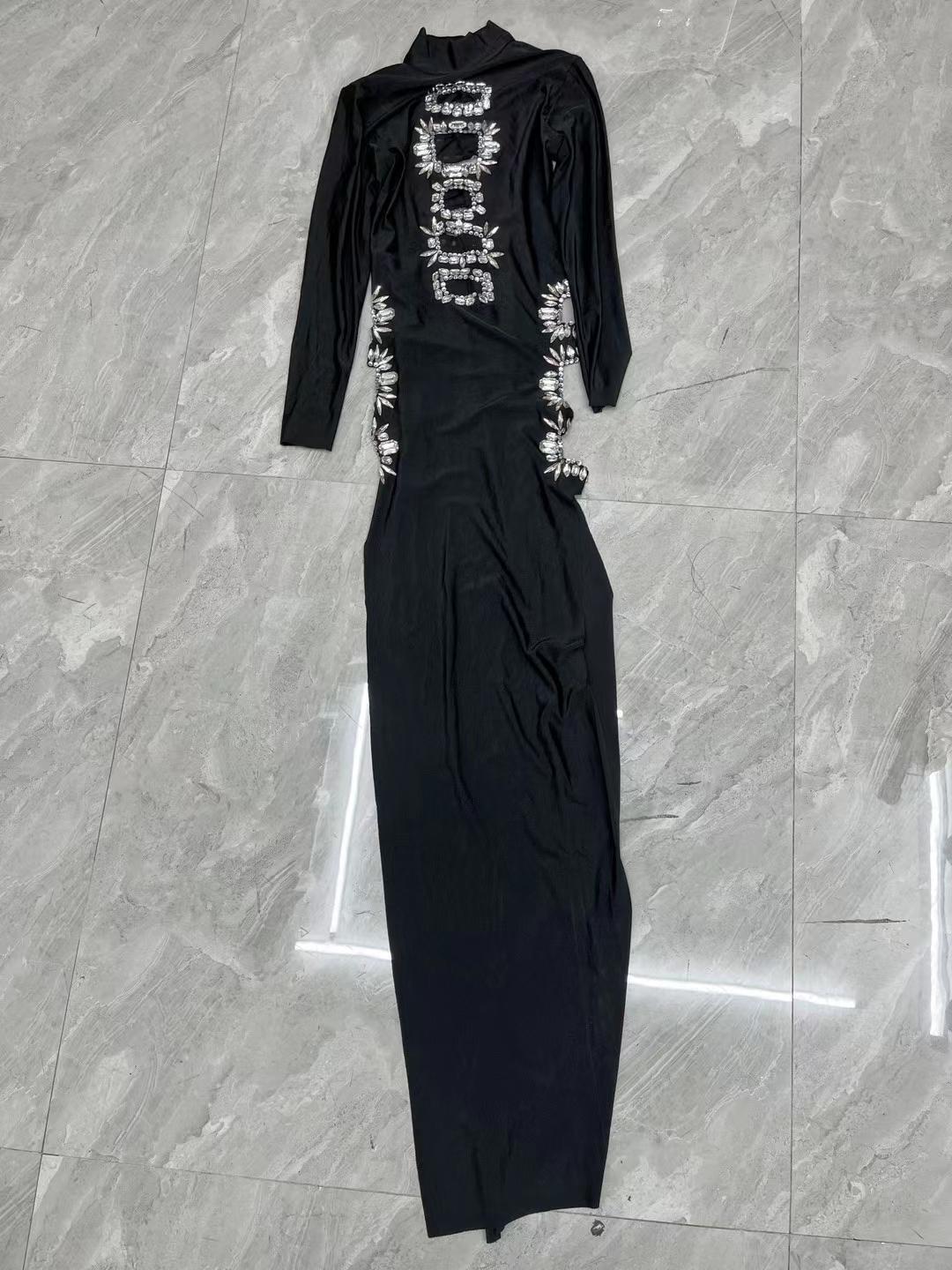 CELESINYI Fangxiong Crystal Black Cage Gown