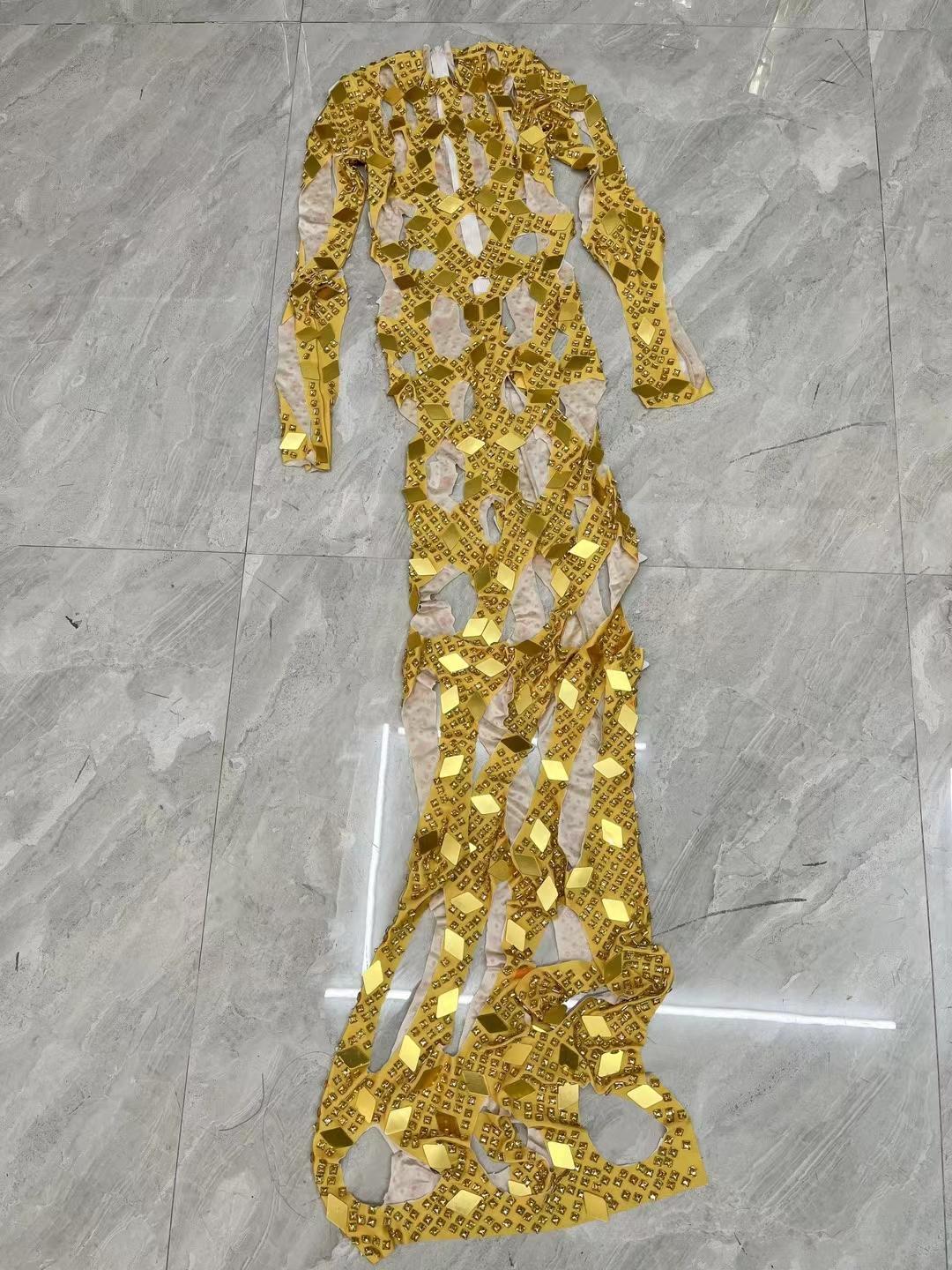CELESINYI Dongdongqun Crystal Cage Gown