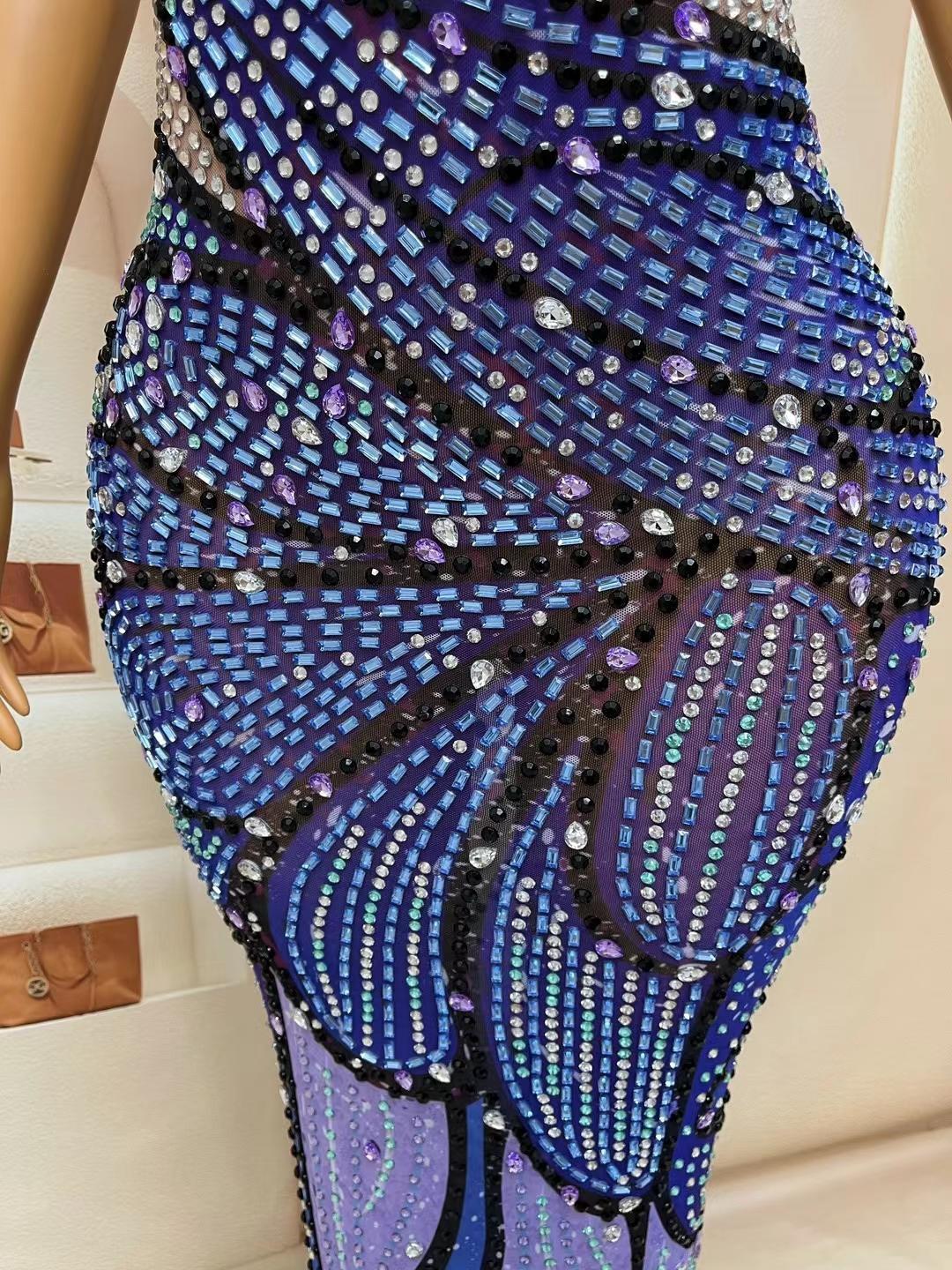 CELESINYI Bingjingdie Crystal Mosaic Gown