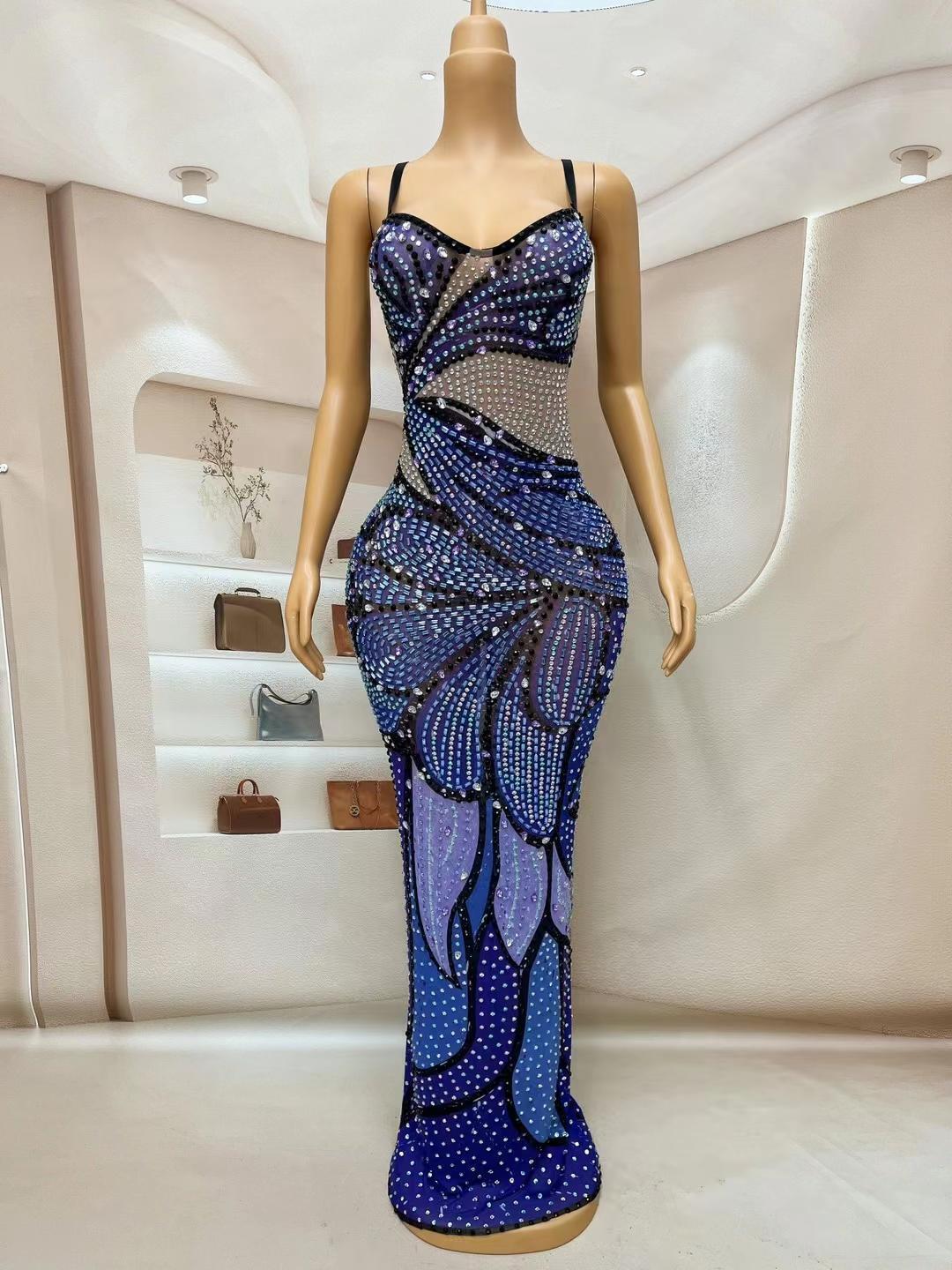 CELESINYI Bingjingdie Crystal Mosaic Gown