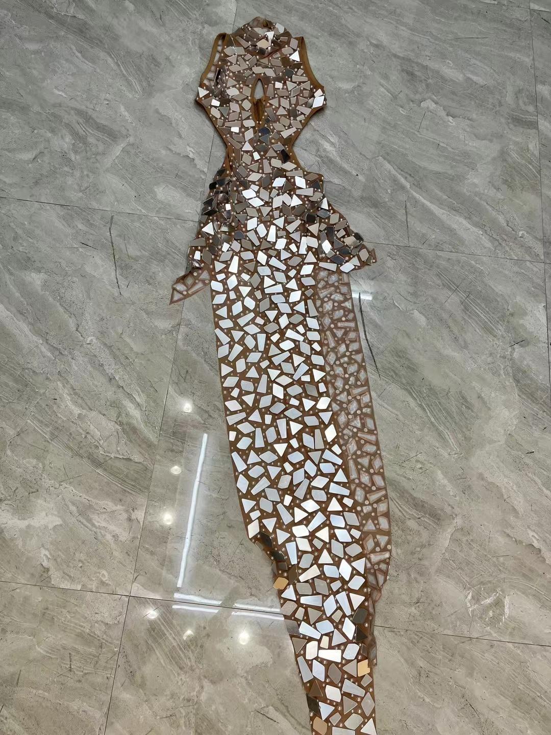 CELESINYI Zhenzhujing Crystal Pearl Mirror Gown