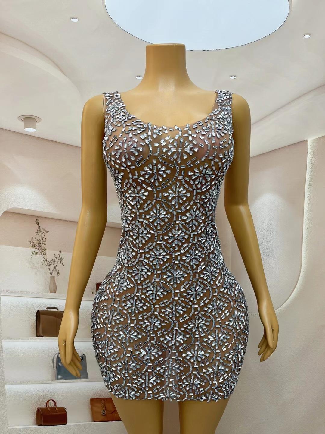 CELESINYI Lunhui Crystal Mini Dress