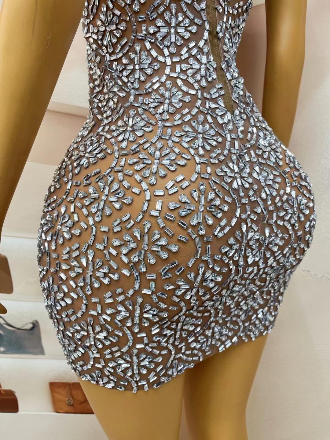 CELESINYI Lunhui Crystal Mini Dress