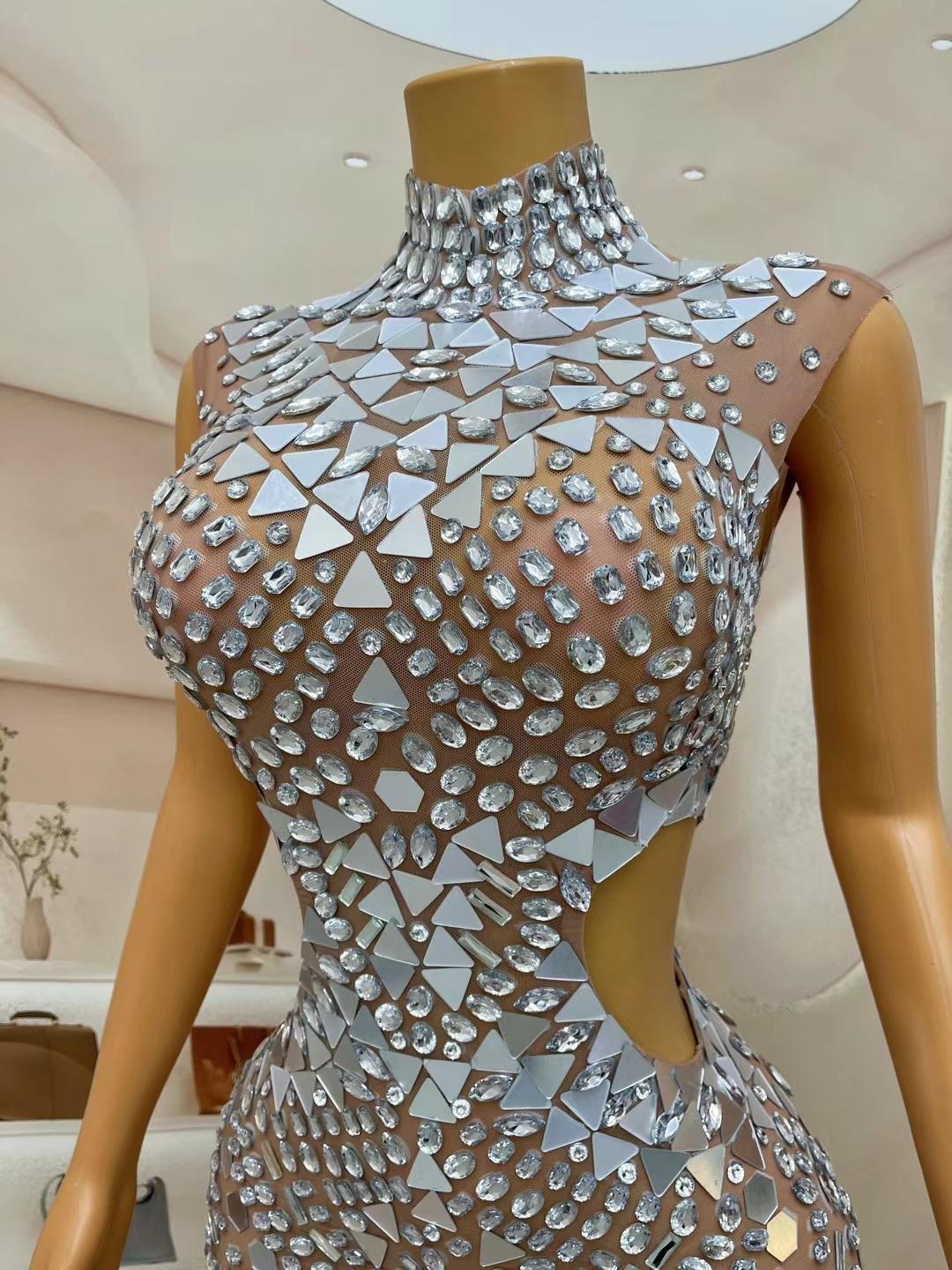 CELESINYI Loukongxing Crystal Silver Mermaid Gown