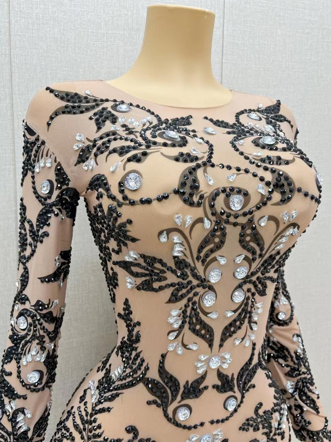 CELESINYI Heihua Crystal Baroque Gown