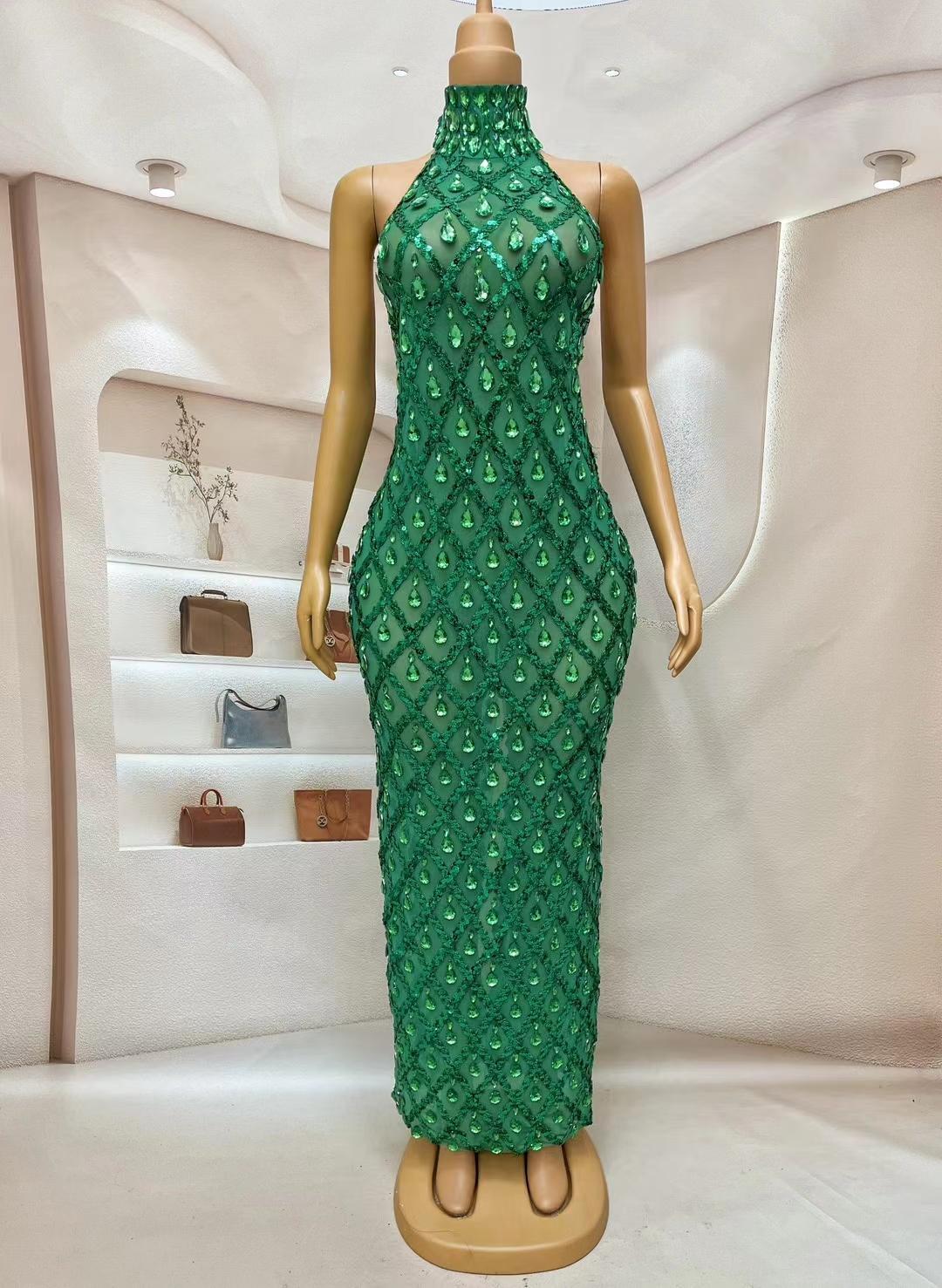 CELESINYI Shaokaojia Crystal Green Sleeveless Gown