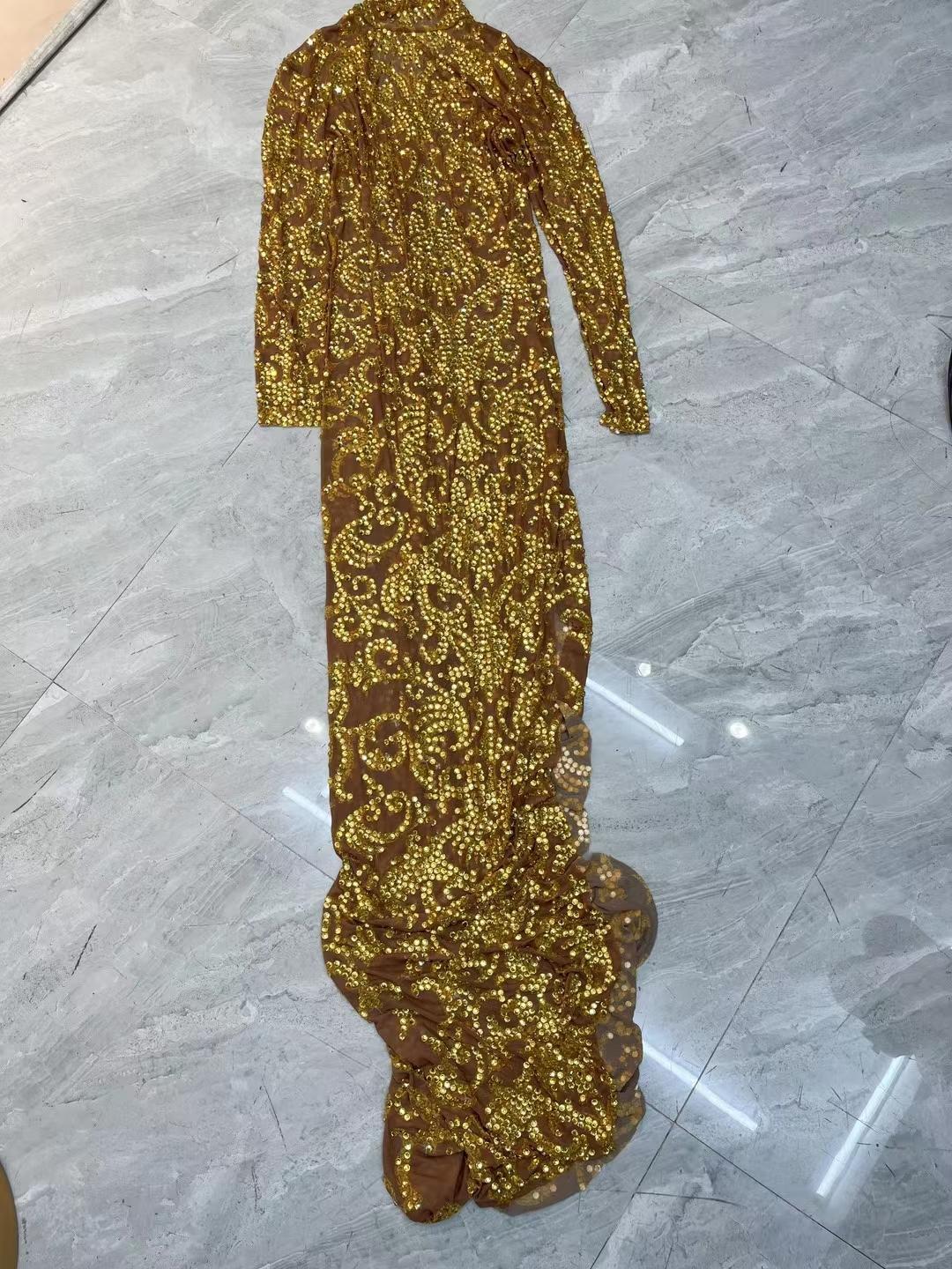 CELESINYI Gongting Crystal Baroque Gown