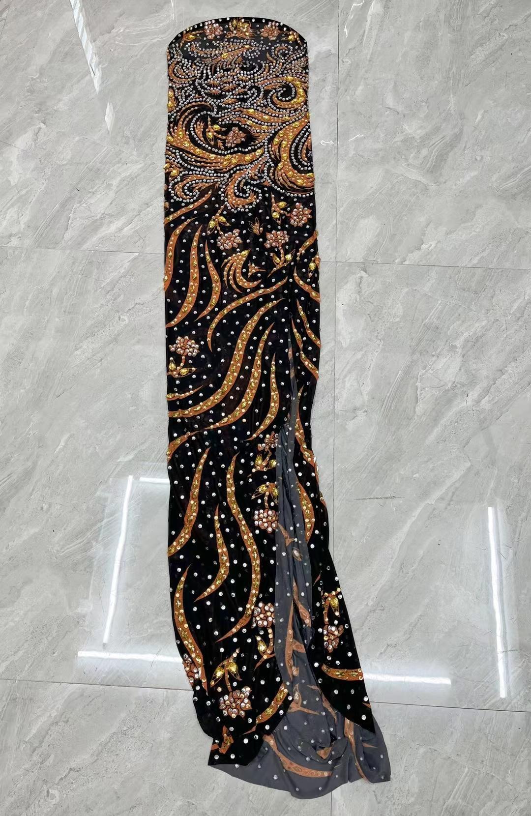CELESINYI Fengqiuhuang Crystal Paisley Gown