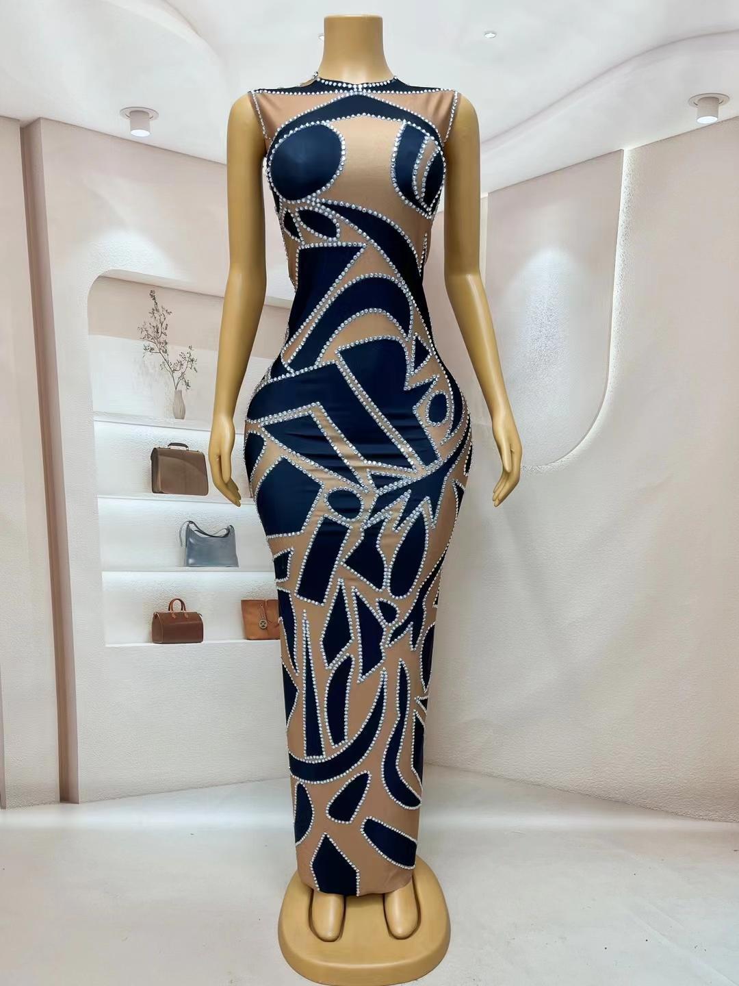 CELESINYI Henji Crystal Abstract Gown