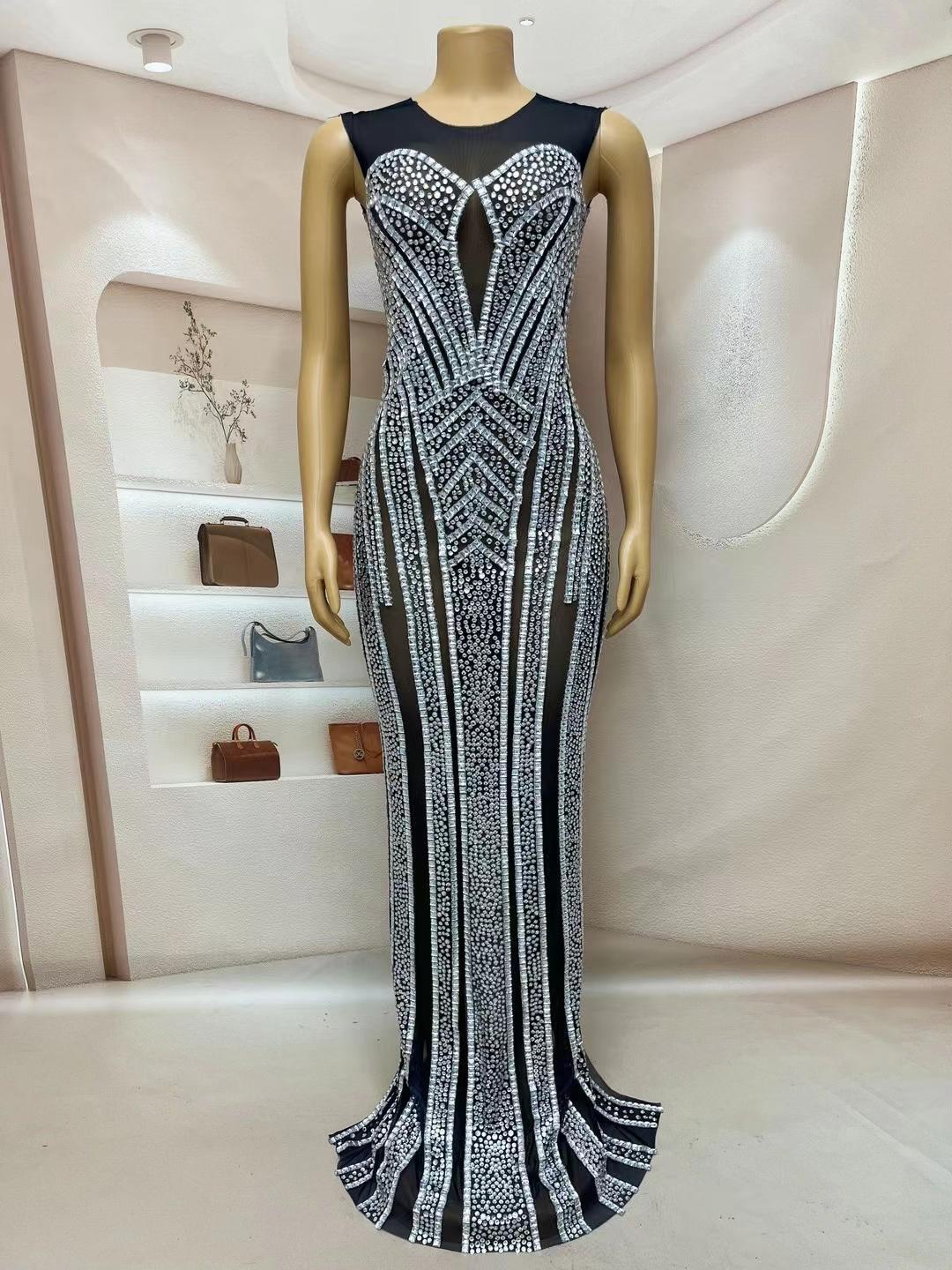 CELESINYI Baisexi Crystal Pinstripe Gown