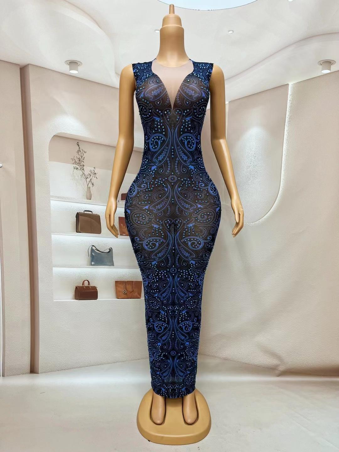CELESINYI Lanlan Crystal Paisley Gown