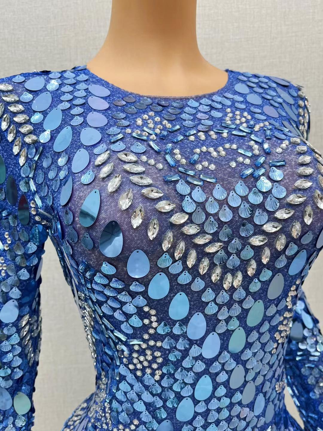 CELESINYI Lingsha Crystal Shell Gown