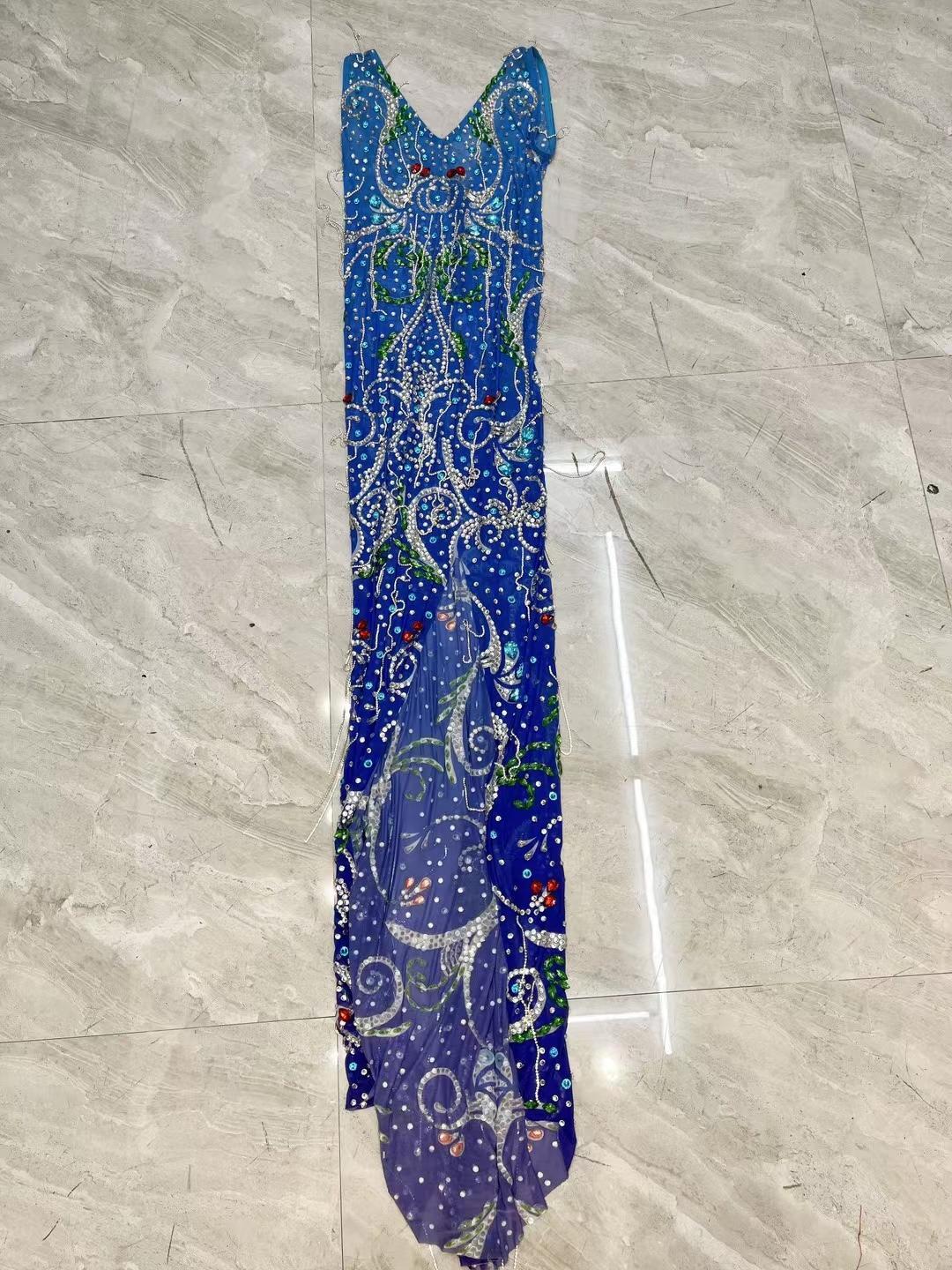 CELESINYI Fengwei Crystal Gem Gown