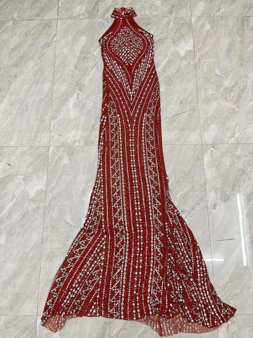 CELESINYI Zhusha Crystal Gown (Red)