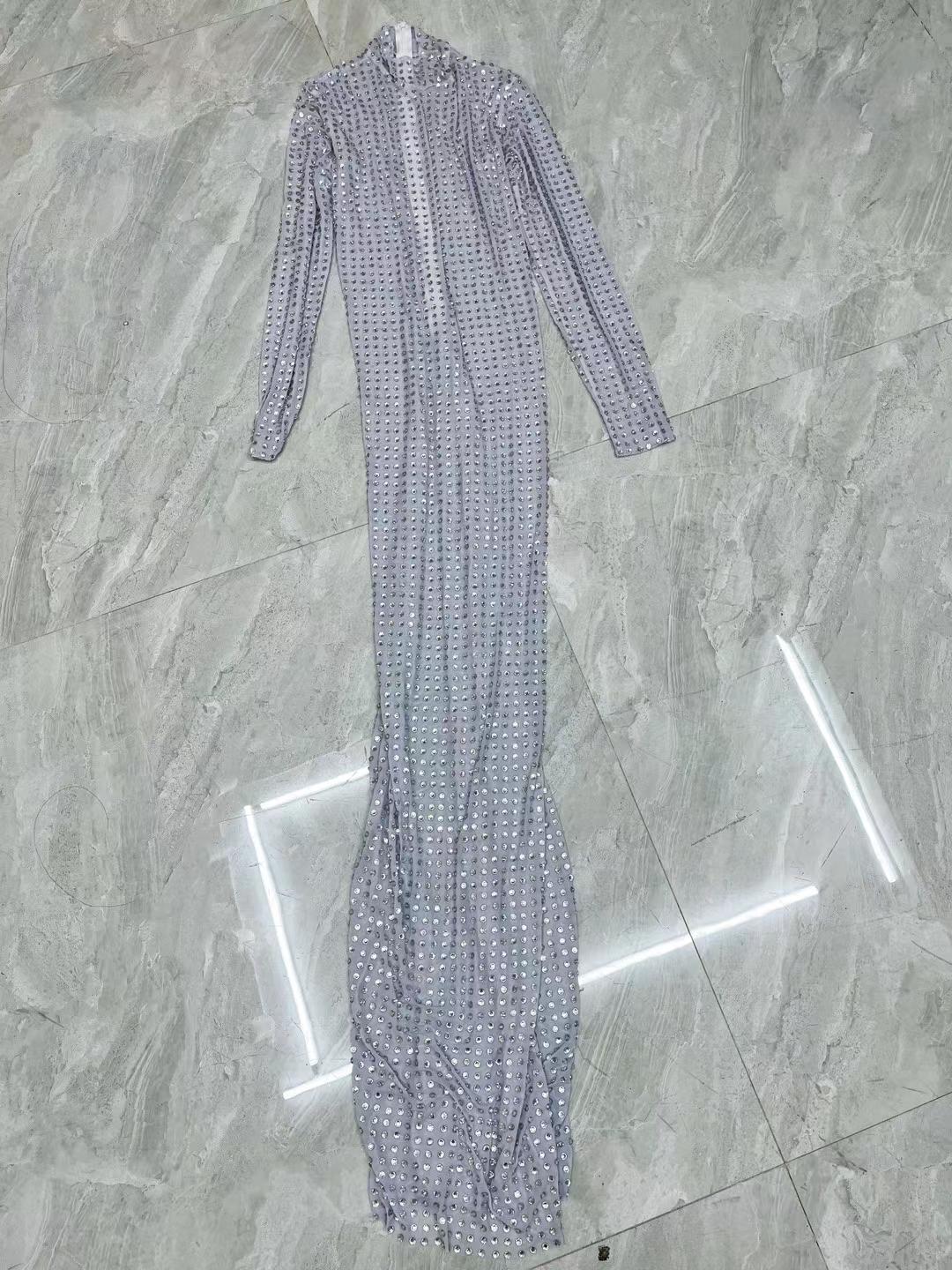CELESINYI Zuanban Crystal Silver Gown