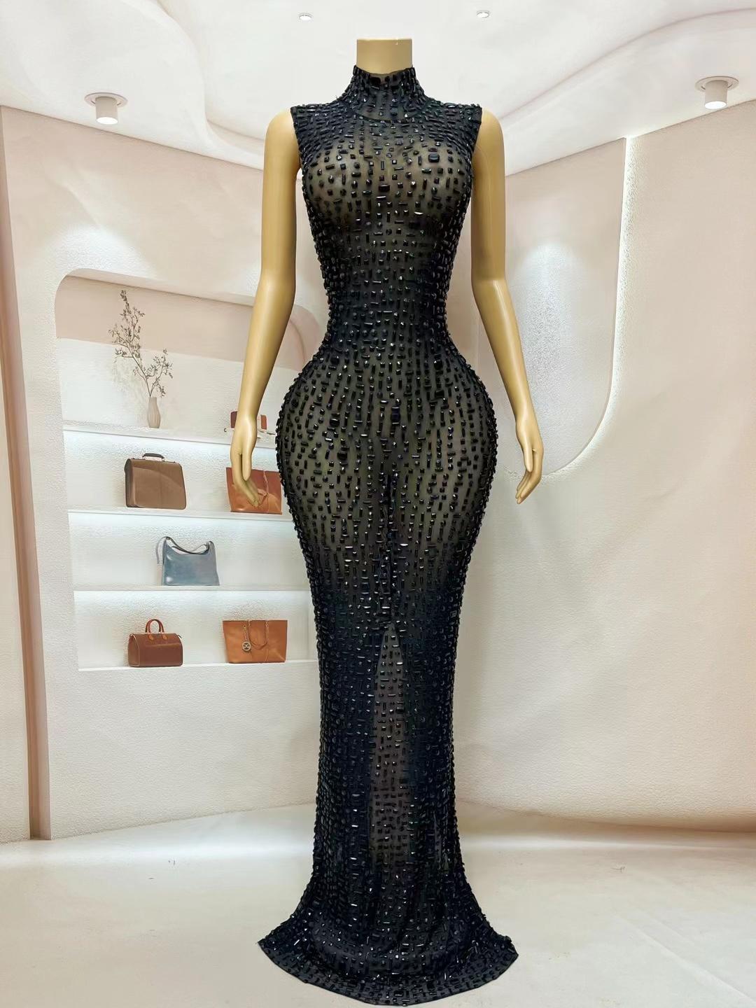 CELESINYI Heibei Crystal Black Mermaid Gown