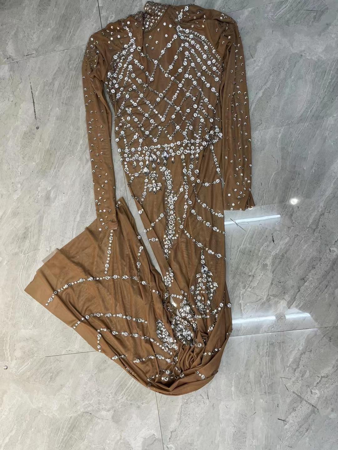 CELESINYI Guailian Crystal Chandelier Gown