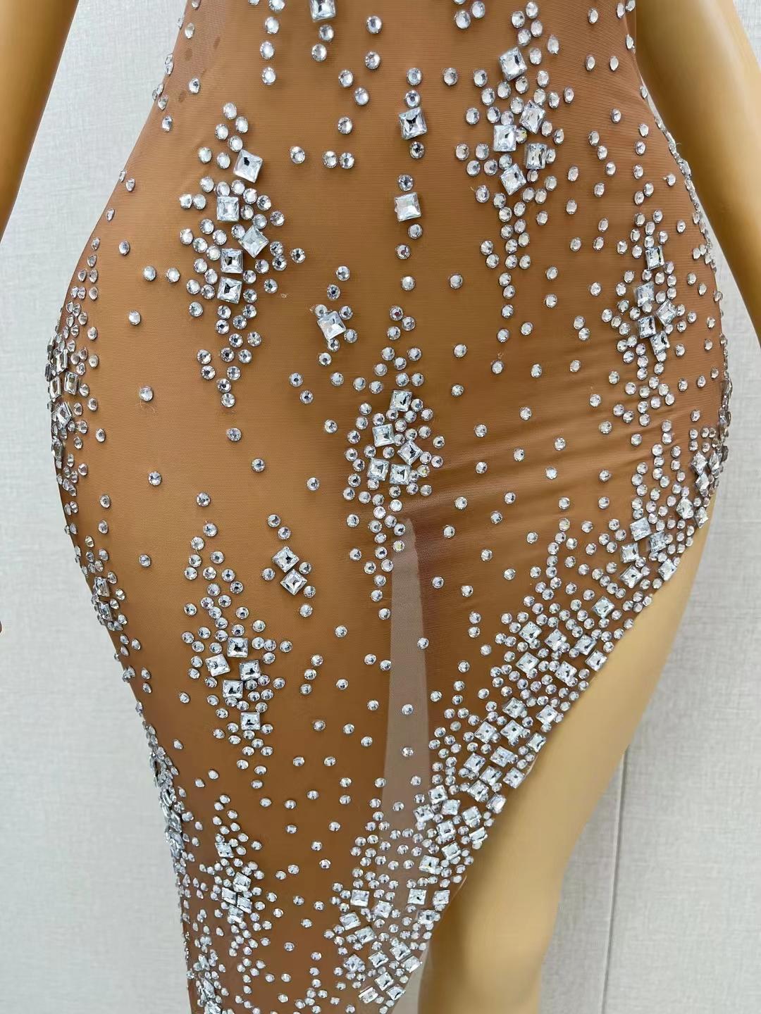 CELESINYI Xinghe Crystal Deep Skin Gown