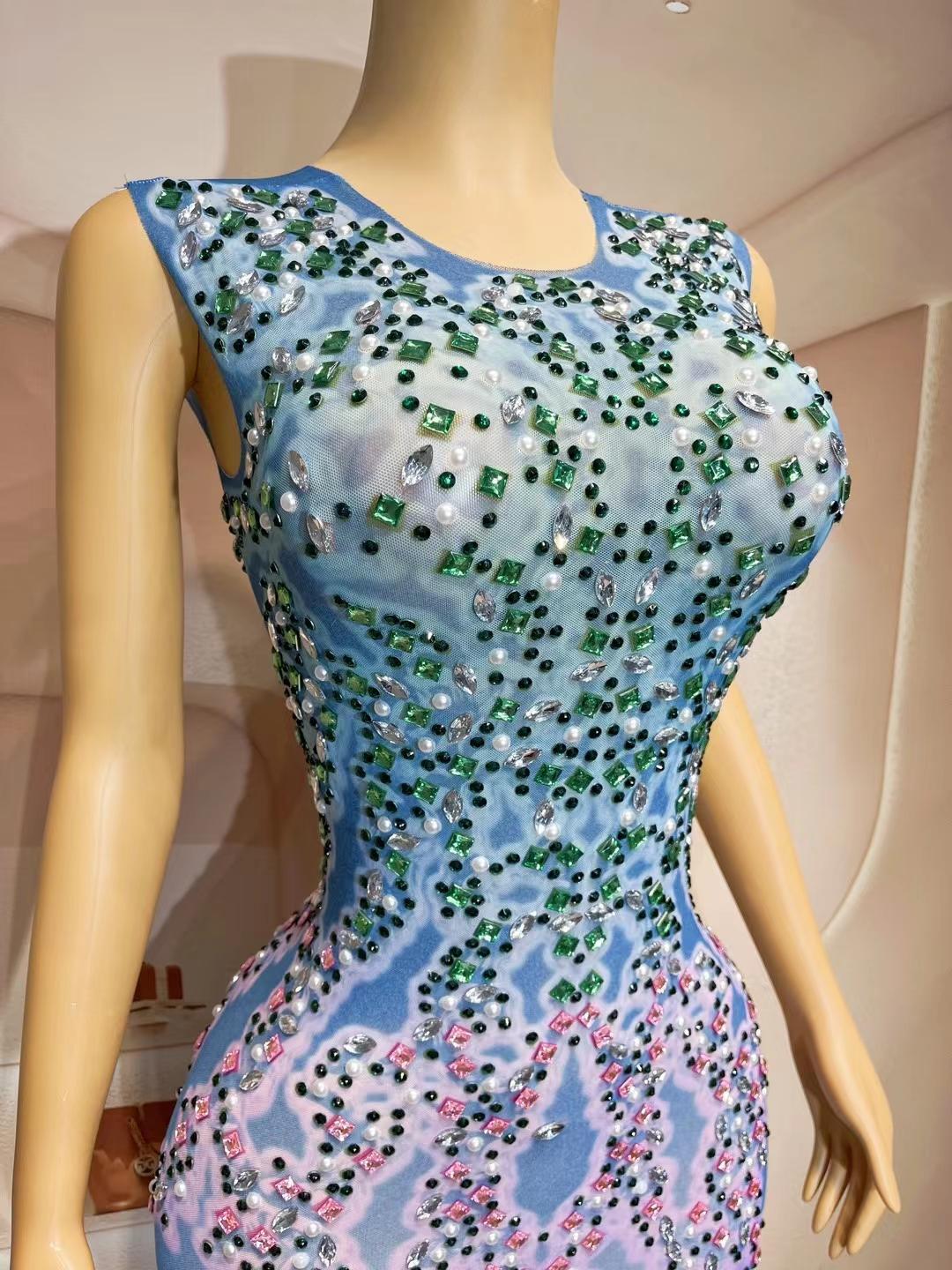 CELESINYI Banlanye Crystal Gradient Gown