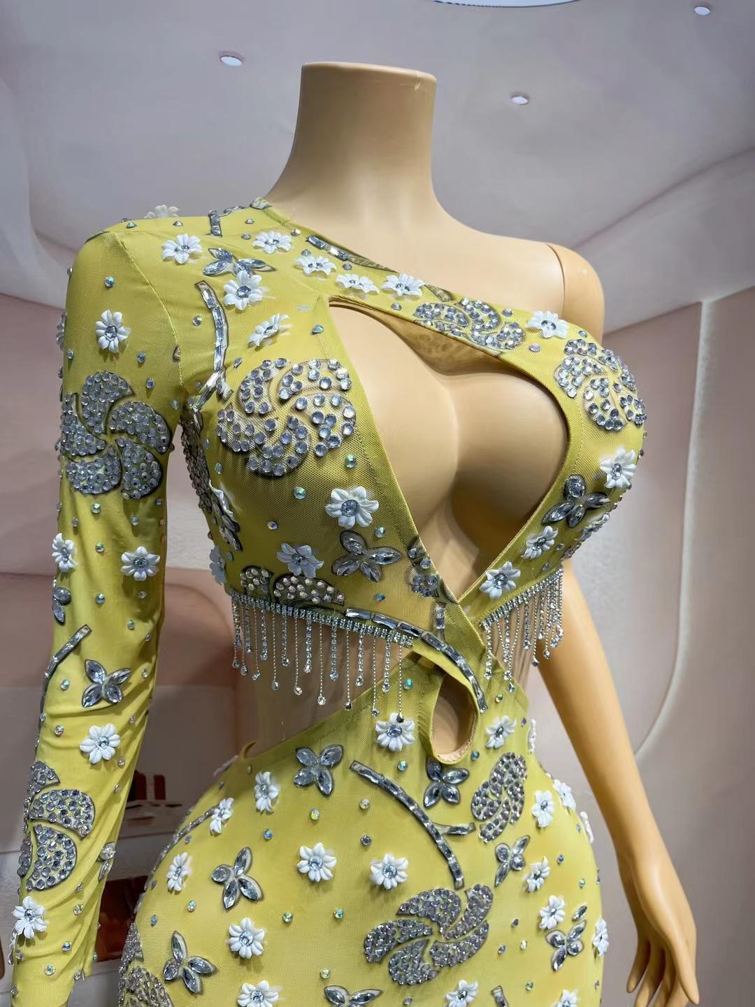 CELESINYI Xiaohuangche Crystal Yellow Gown