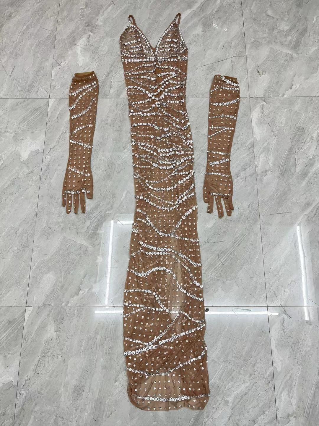 CELESINYI Midian Crystal Dot Gown