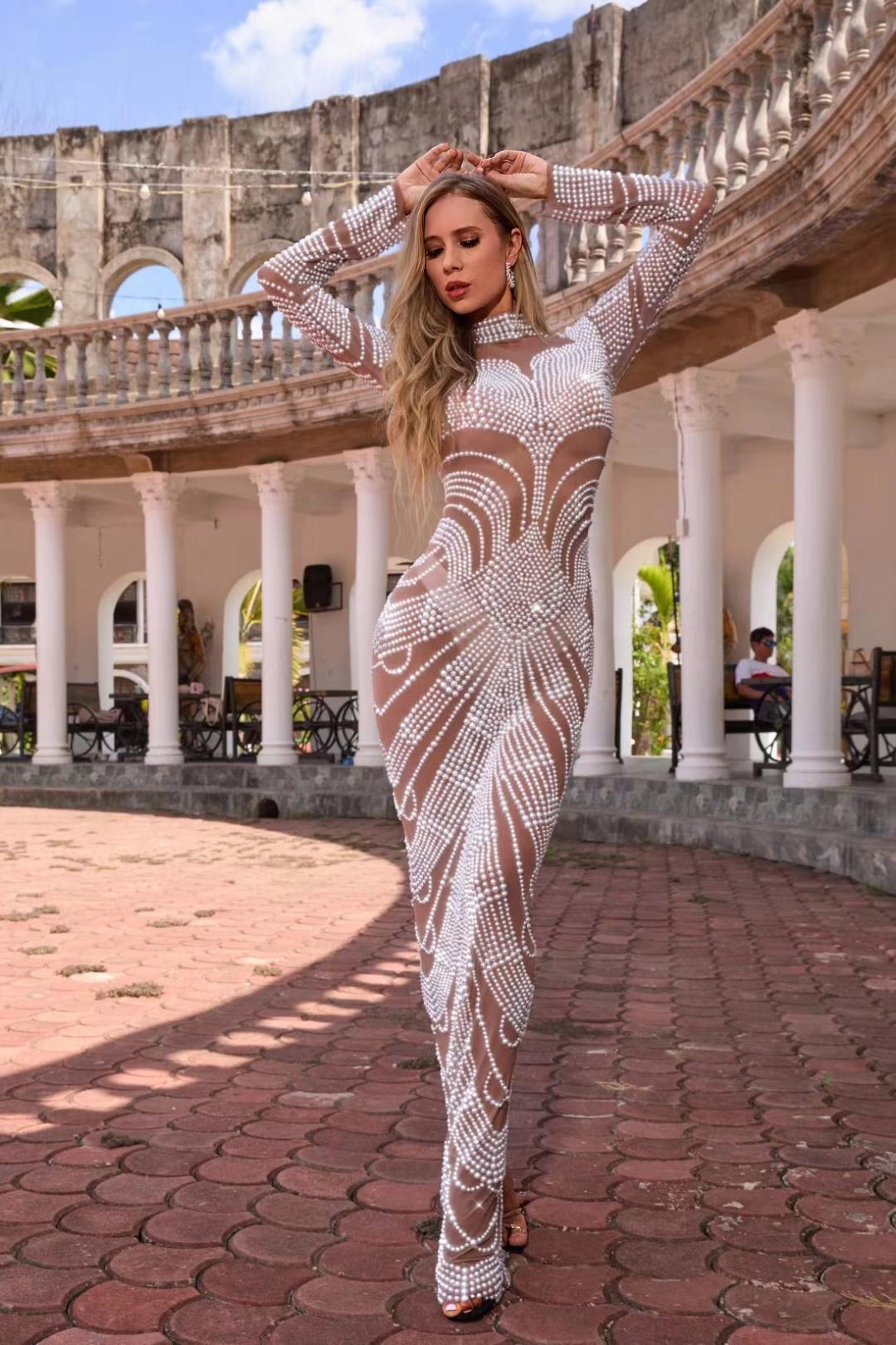 CELESINYI Baiyueguang Crystal Pearl Gown
