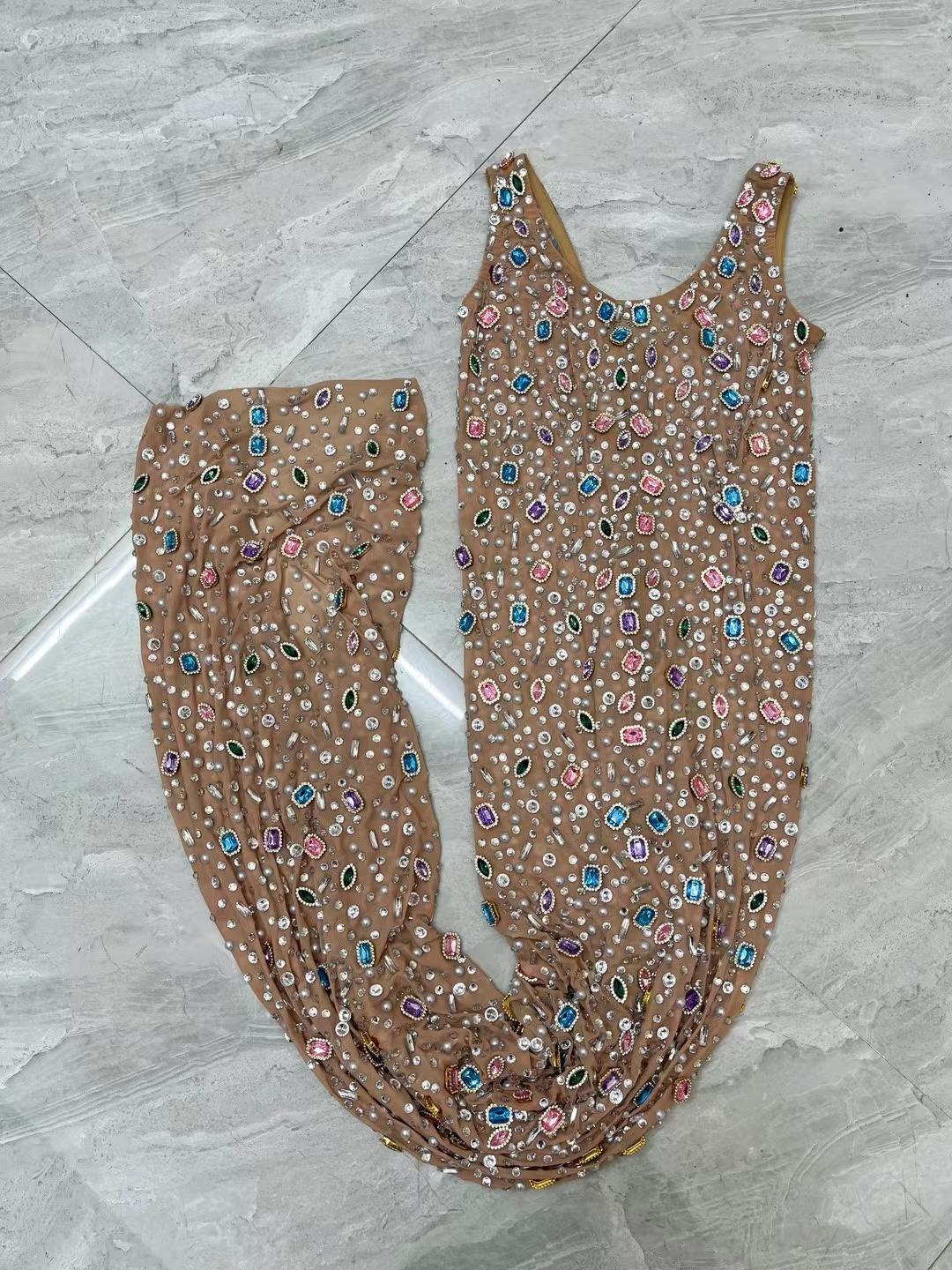 CELESINYI Tangguobeixin Crystal Gem Beaded Gown