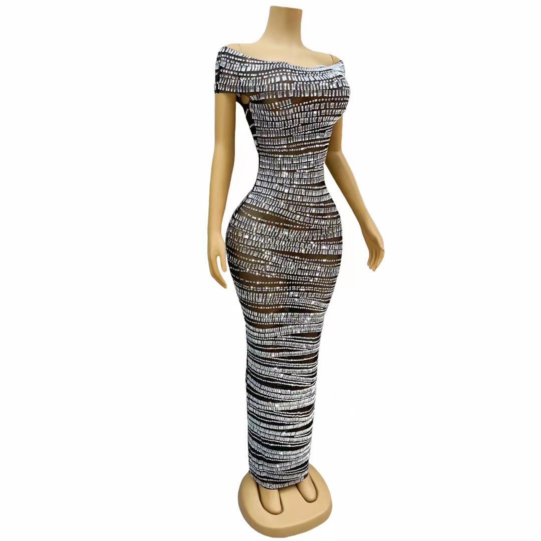 CELESINYI Gangsuo Crystal Black Cable Gown