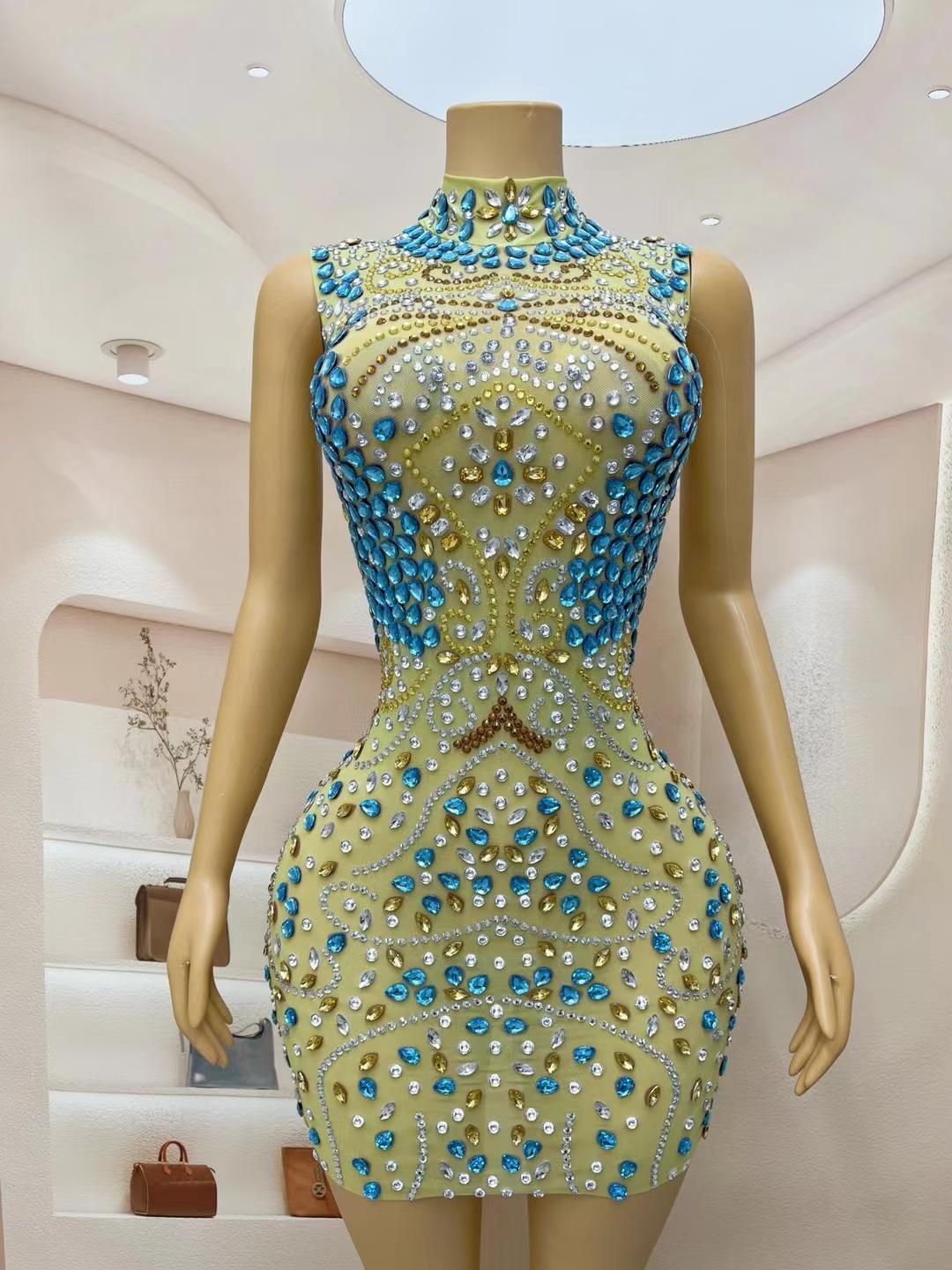 CELESINYI Fenglai Crystal Champagne Gown