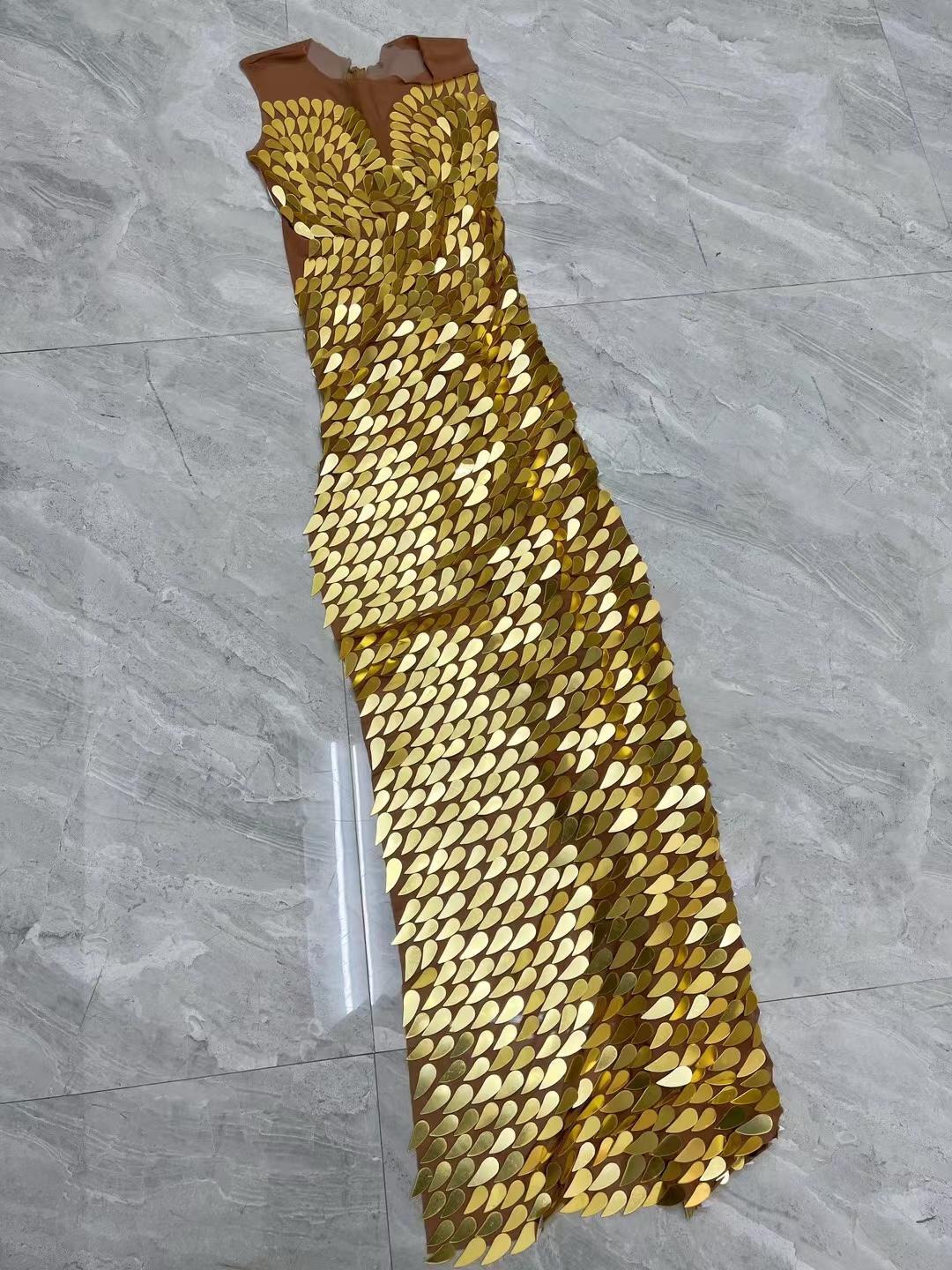 CELESINYI Fenghuanglei Crystal Gold Scale Gown