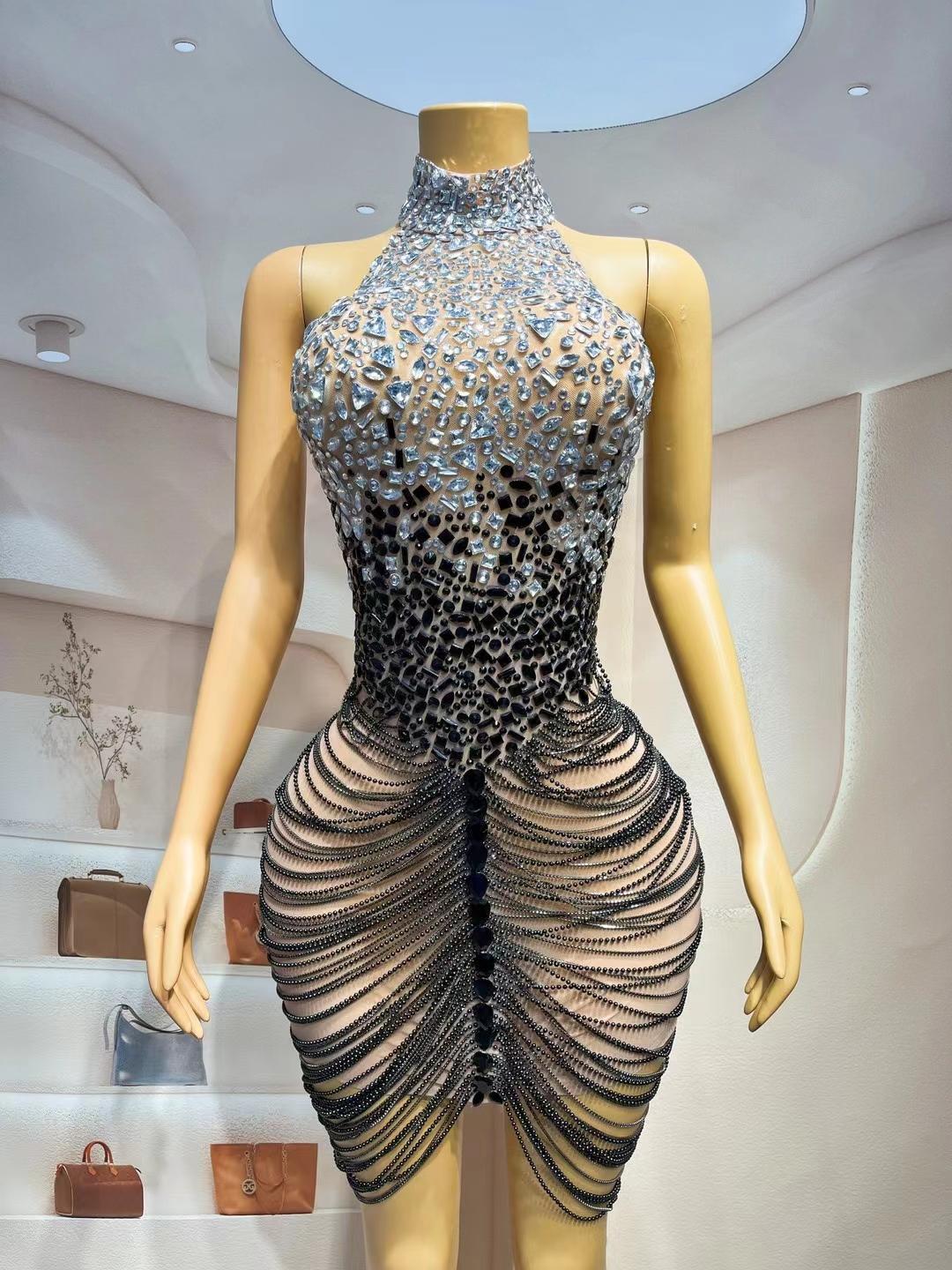 CELESINYI Diandao Crystal Gradient Fringe Gown