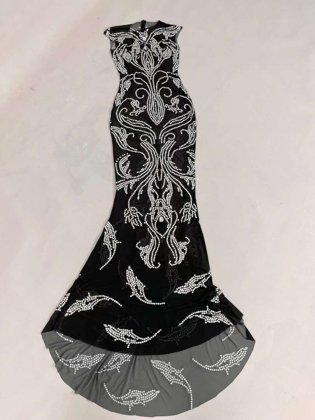 CELESINYI Fuyou Crystal Black Vine Mermaid Gown