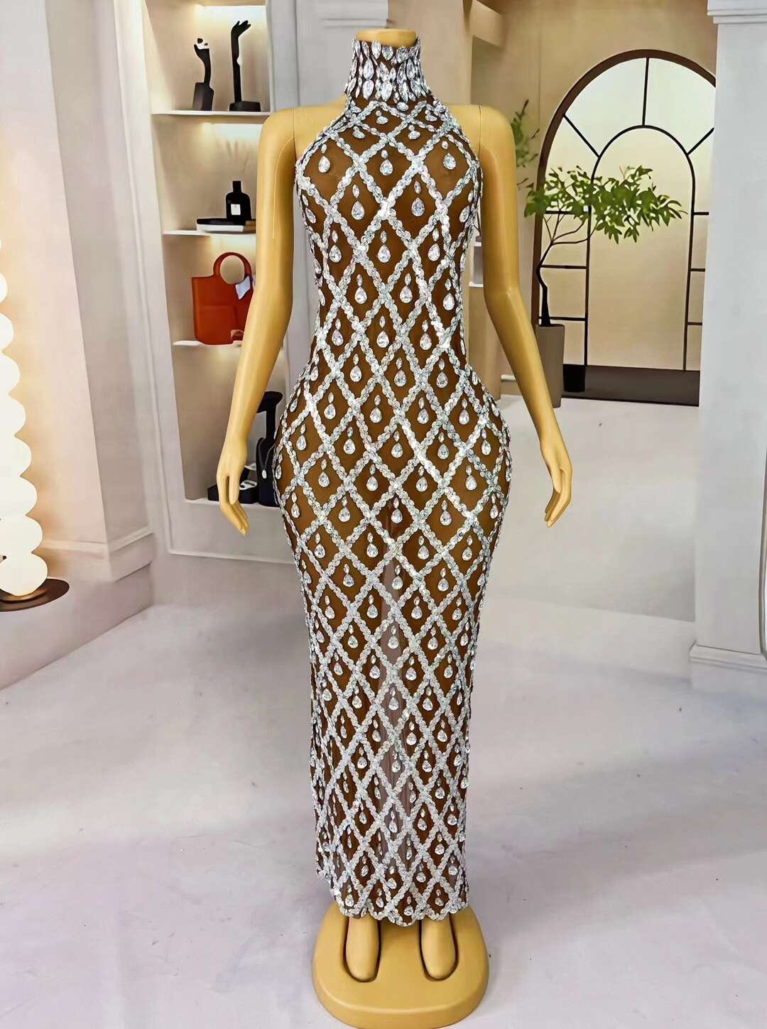 CELESINYI Diduanshaokaojia Crystal Deep Skin Diamond Gown