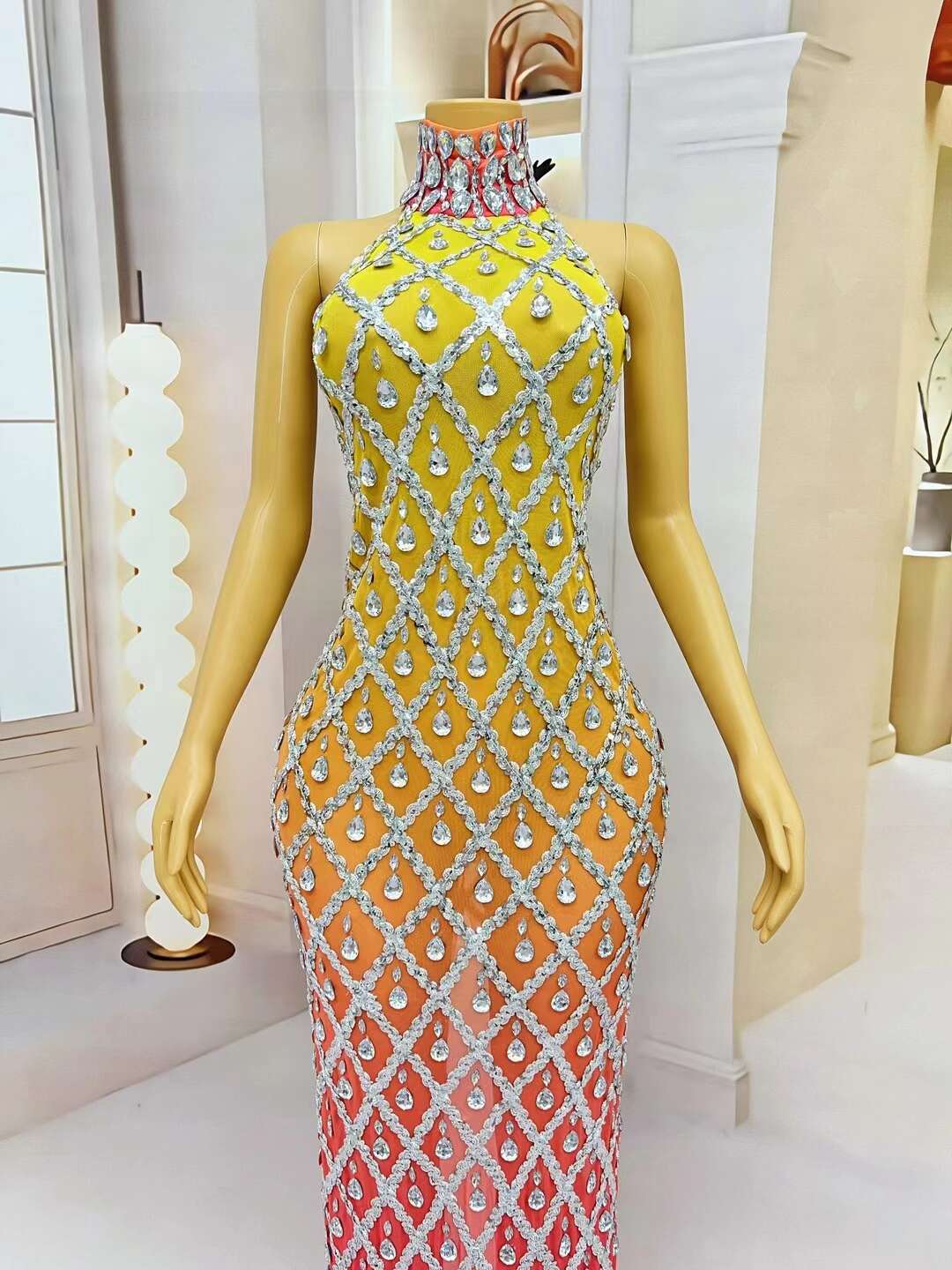 CELESINYI Diduanshaokaojia Crystal Gradient Diamond Gown
