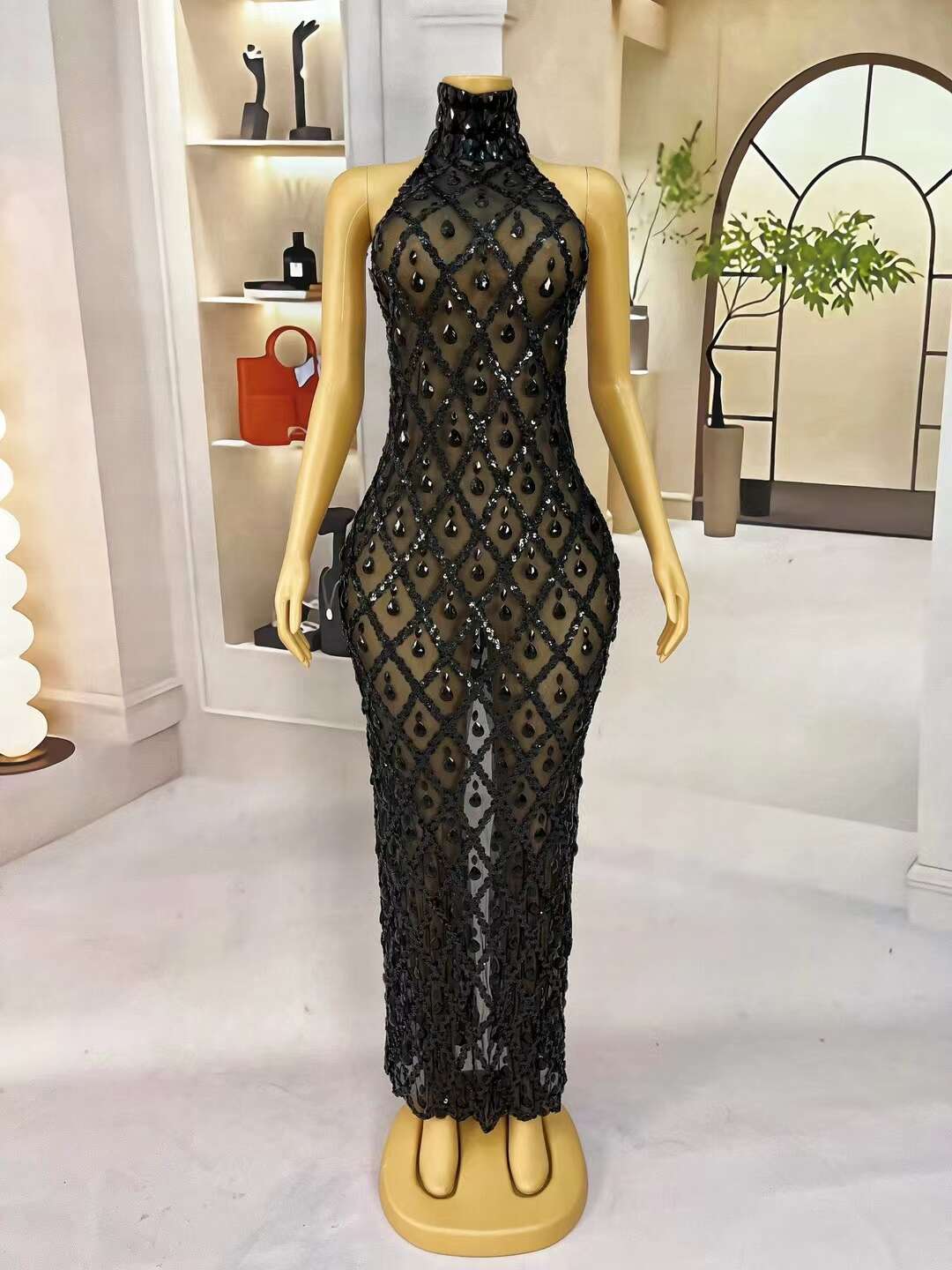 CELESINYI Diduanshaokaojia Crystal Black Diamond Gown