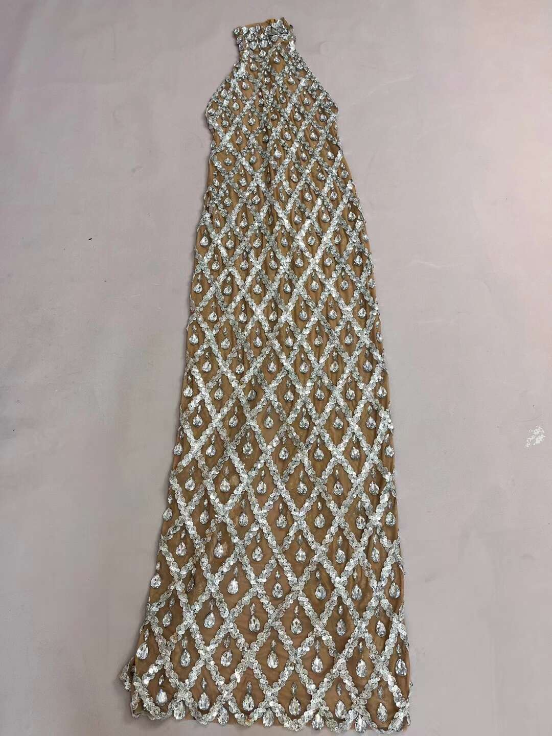 CELESINYI Diduanshaokaojia Crystal Skin Diamond Gown