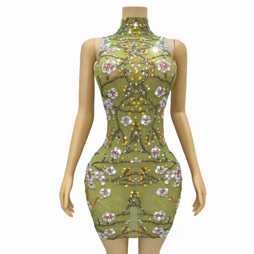 CELESINYI Chunhuaqiushi Crystal Bronze Vine Gown
