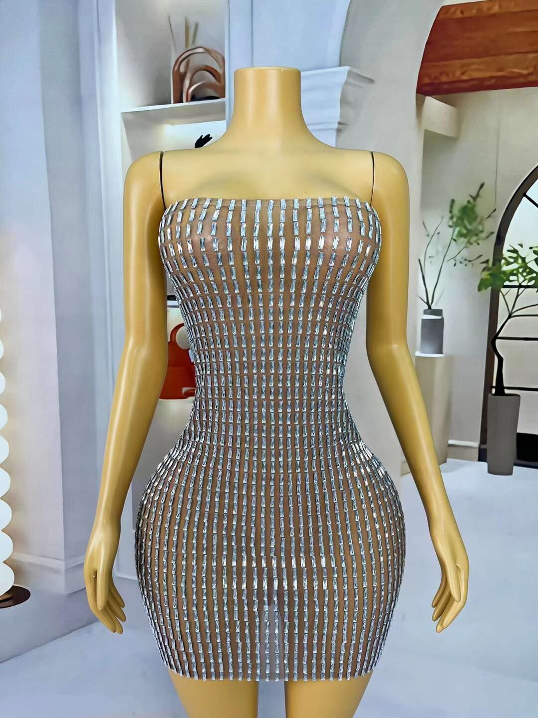 CELESINYI Changtiaomoxiong Crystal Bar Mini Dress