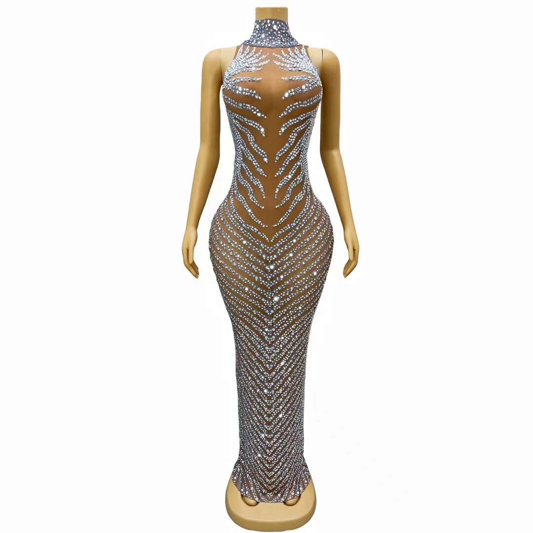 CELESINYI Liewen Crystal Chevron Gown