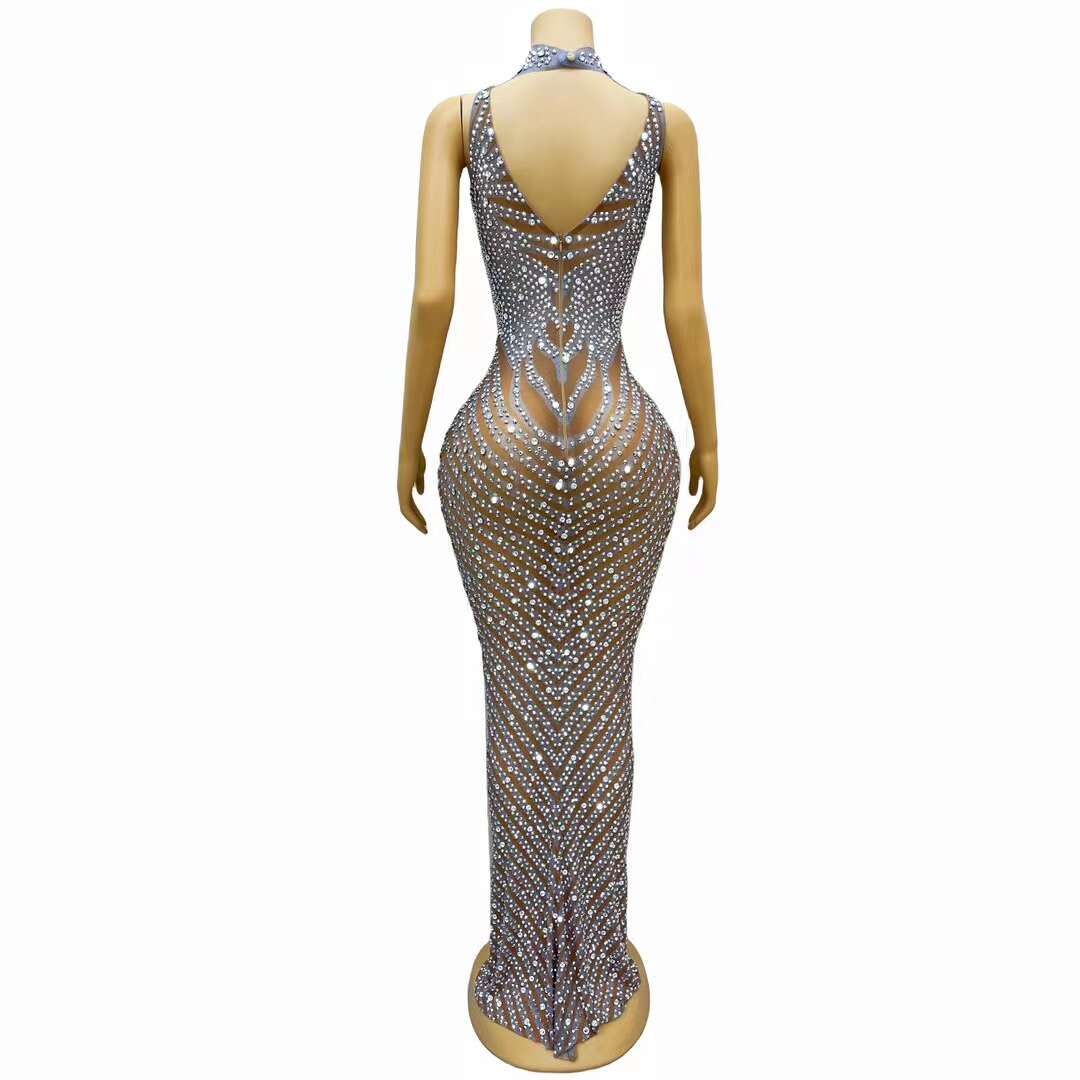 CELESINYI Liewen Crystal Chevron Gown