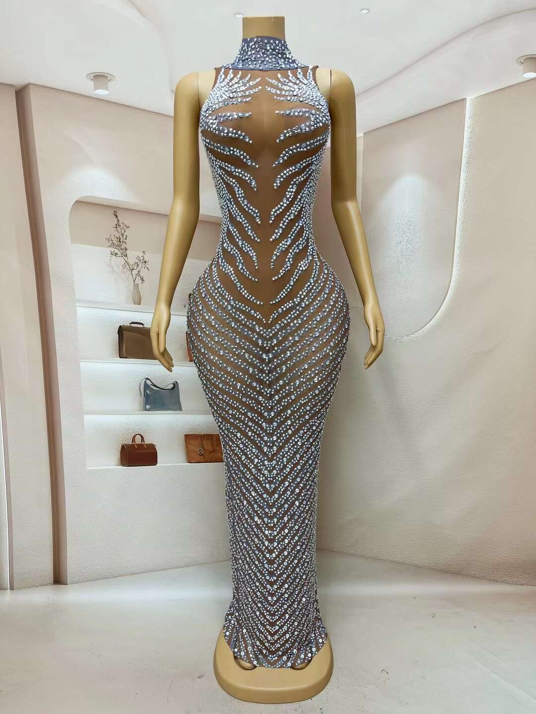 CELESINYI Liewen Crystal Chevron Gown