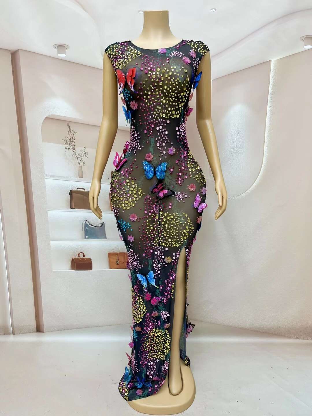 CELESINYI Zhuidie Crystal Butterfly Gown