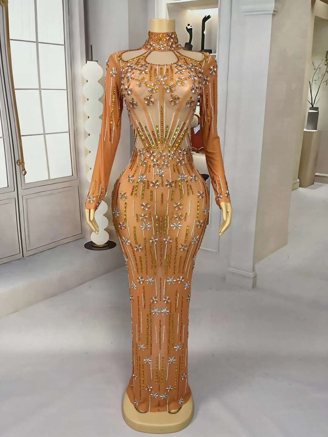 CELESINYI Cheng Crystal Peach Gown