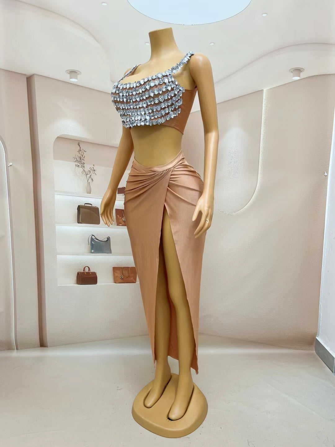 CELESINYI Beixin Crystal Skin Vest Gown Set