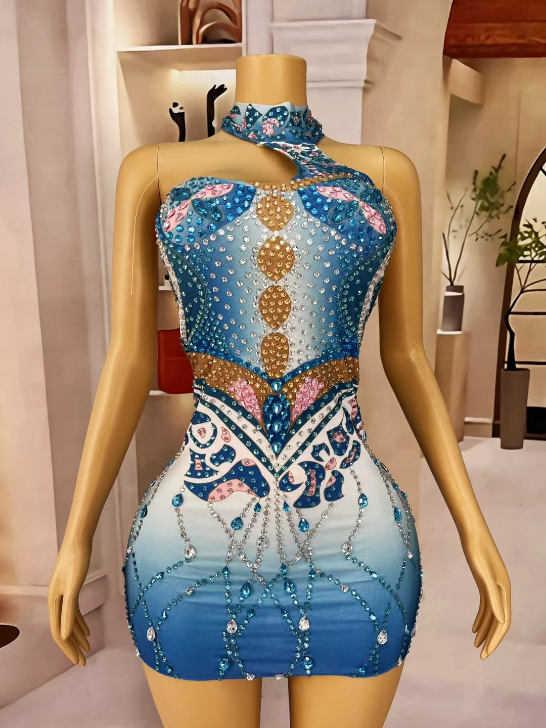 CELESINYI Chuxiahupan Crystal Floral Gown