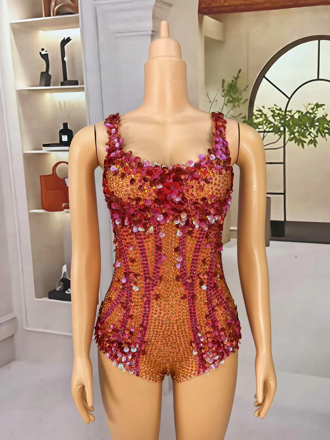 CELESINYI Lanmeimei Crystal Red Scallop Bodysuit