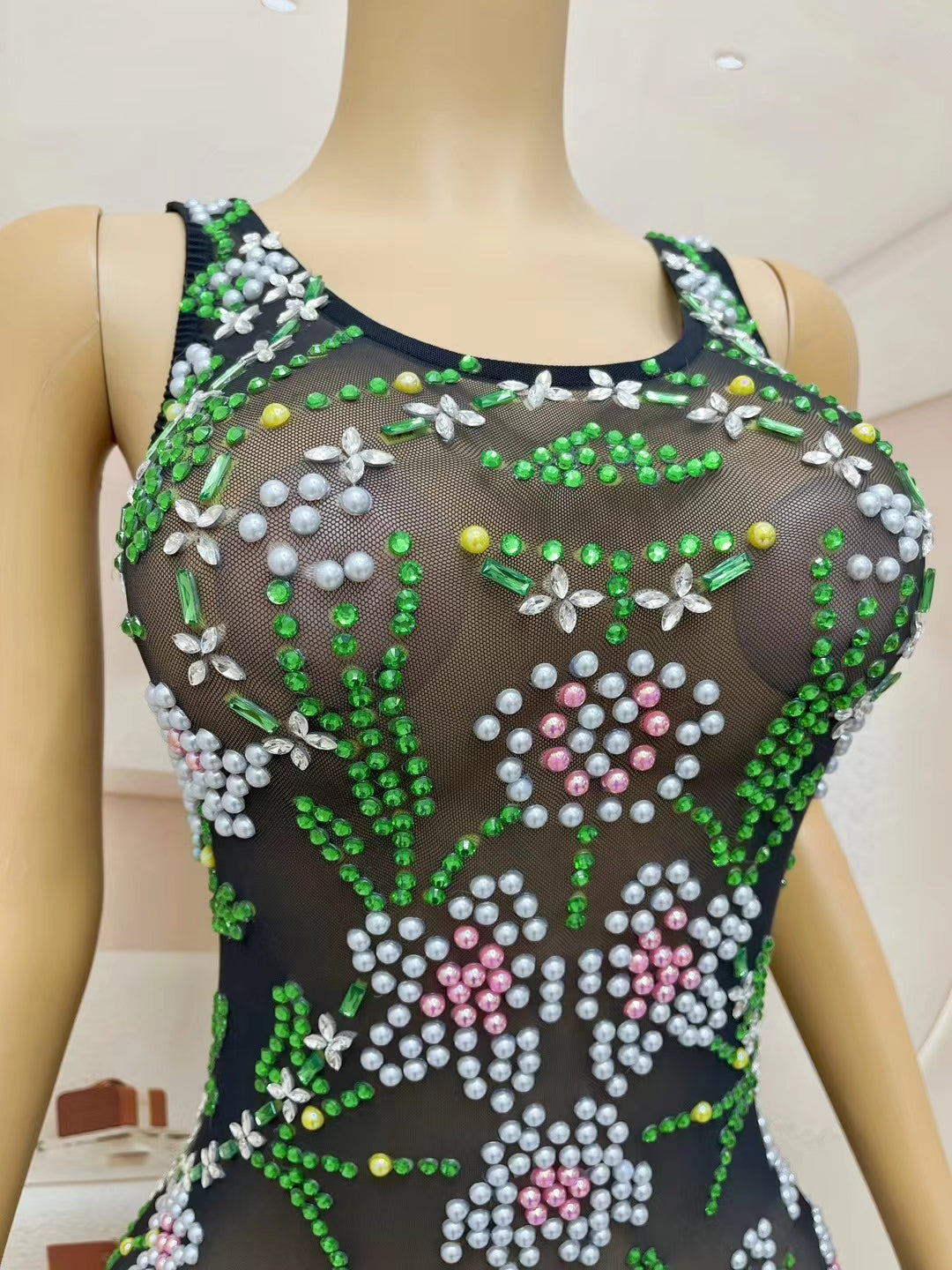CELESINYI Xiuzhen Crystal Embroidered Maxi Dress